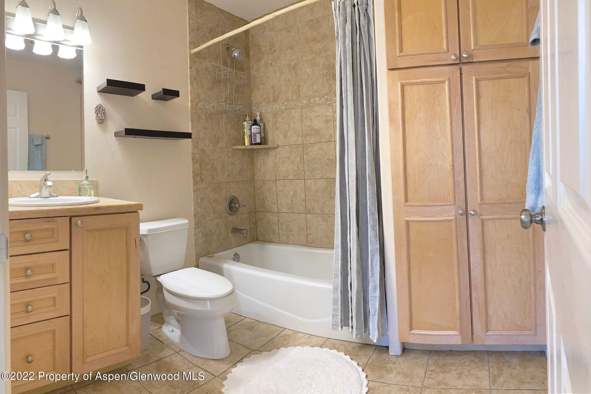 1450 Main Street Unit: #6