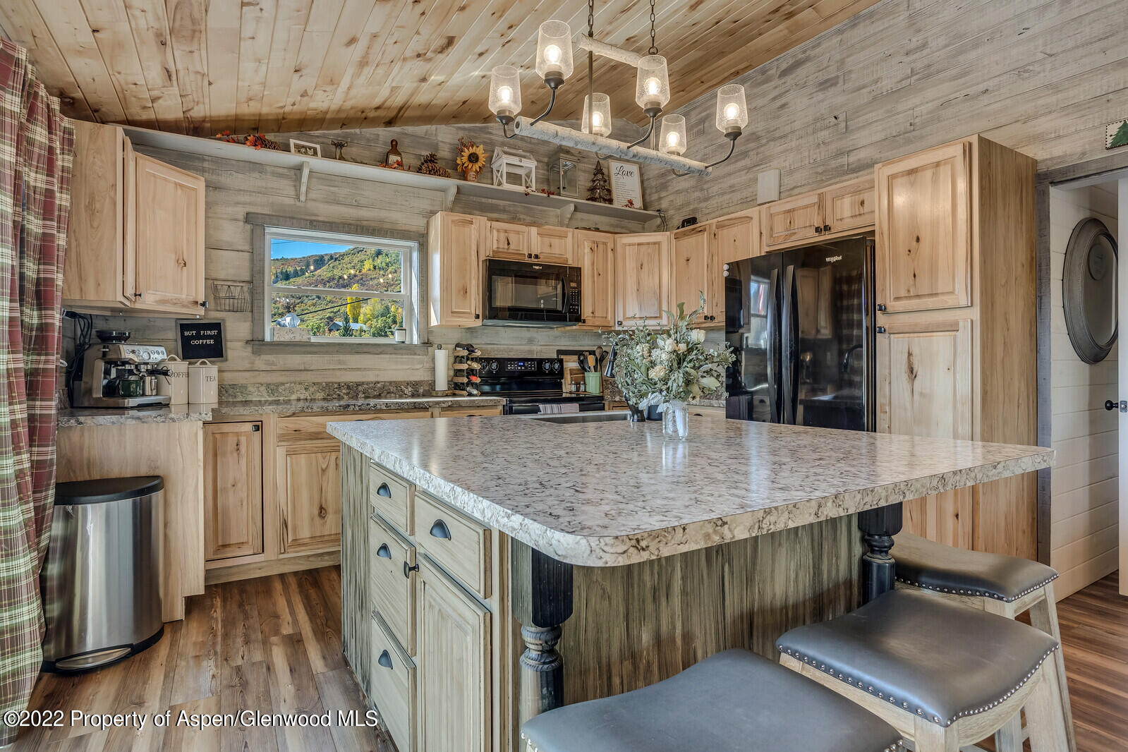 3053 COUNTY ROAD 127