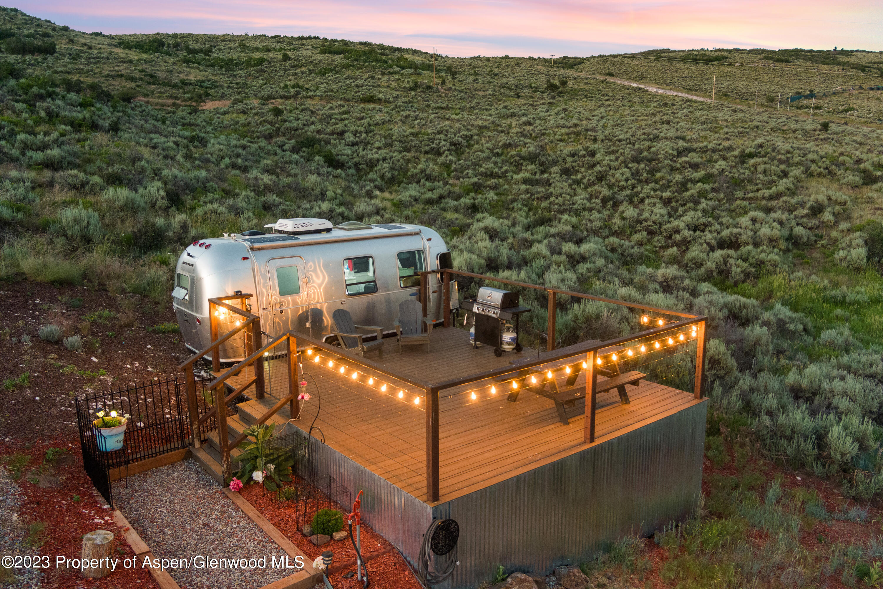 251 Ten Peaks Mesa Road