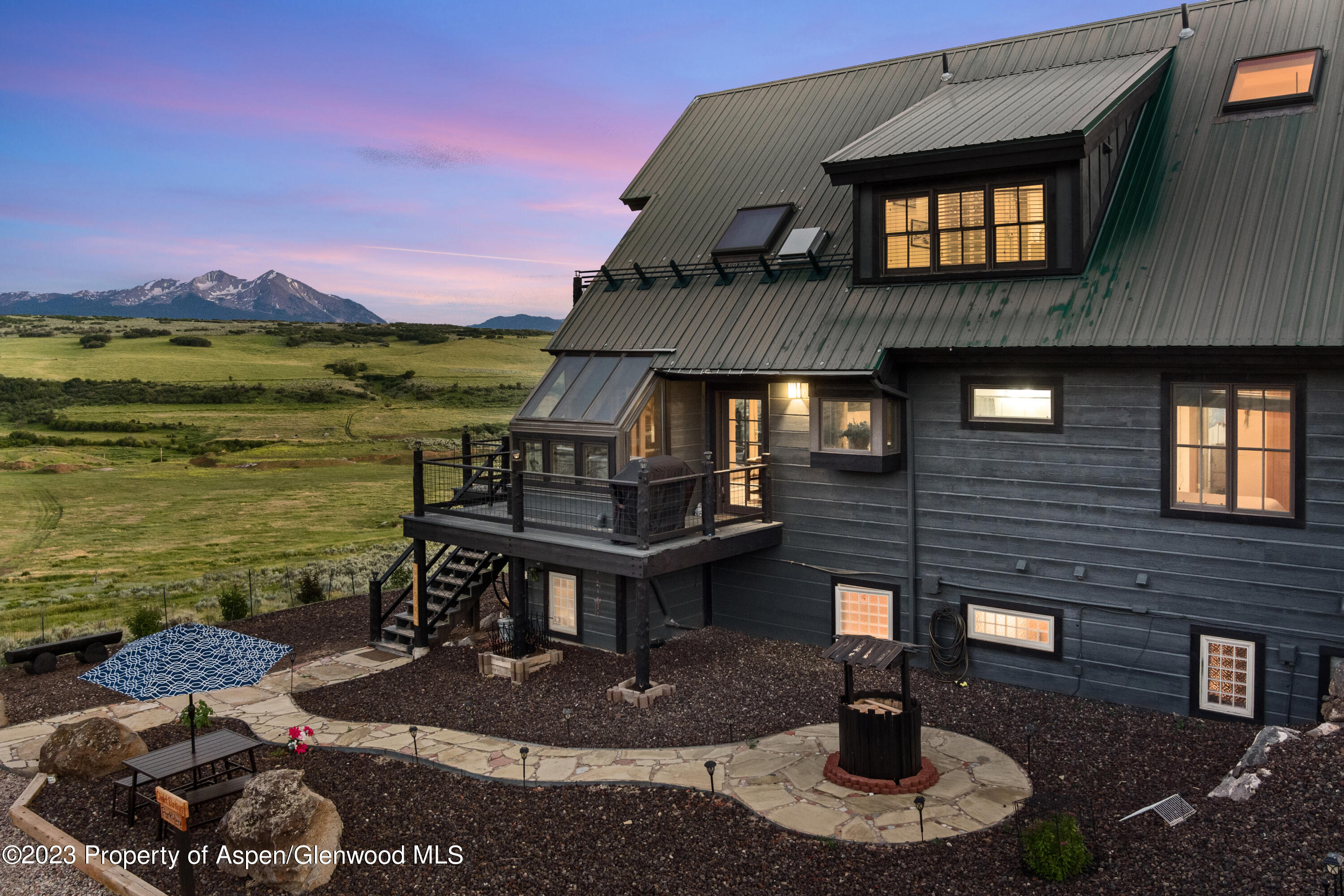 251 Ten Peaks Mesa Road