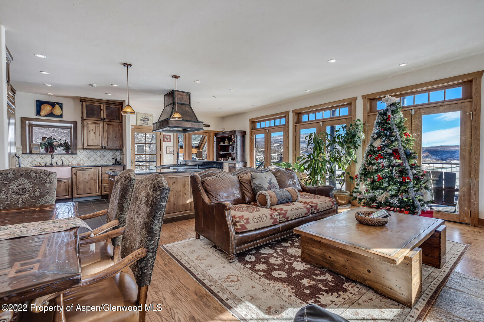 251 Ten Peaks Mesa Road