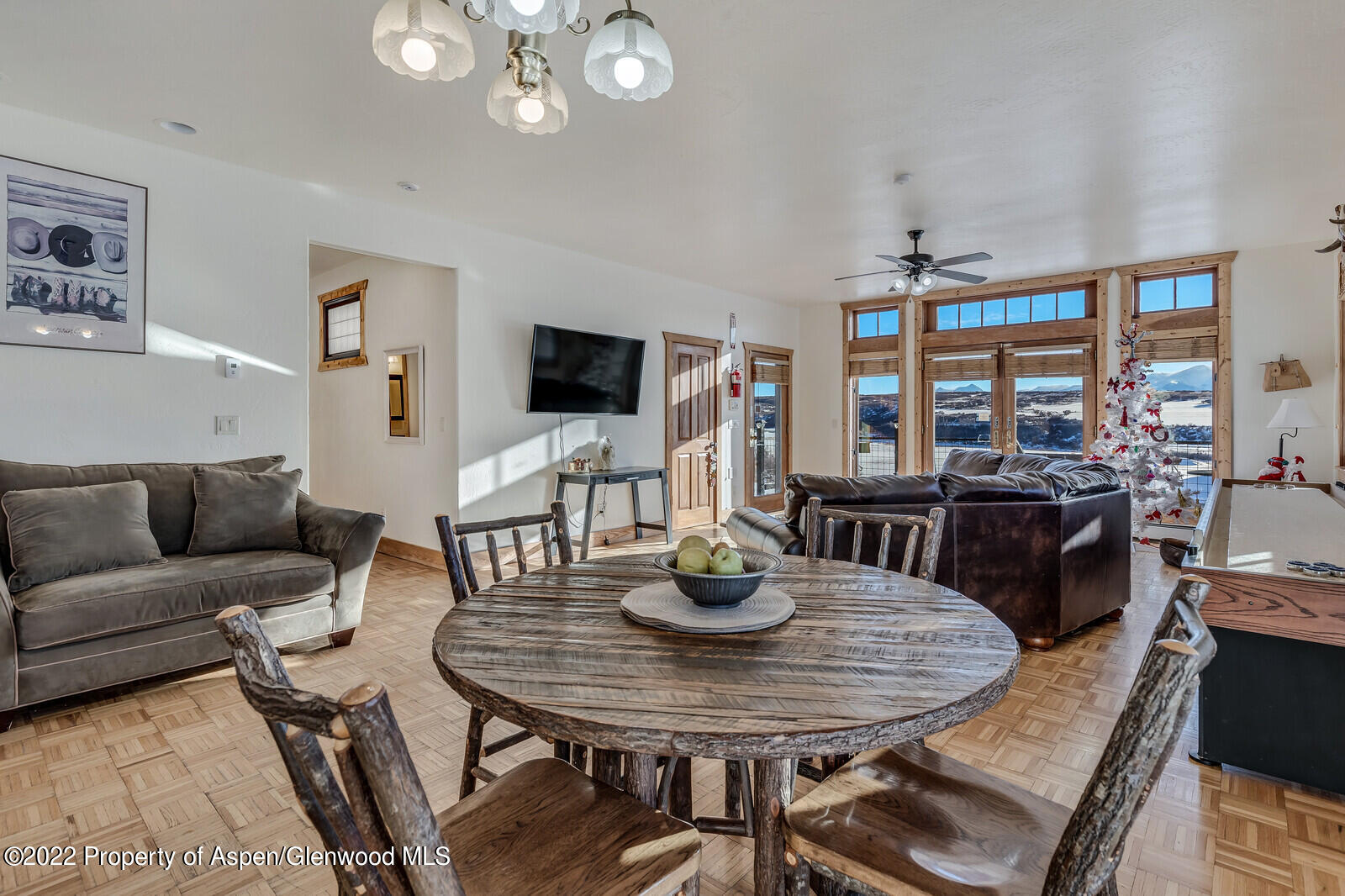 251 Ten Peaks Mesa Road