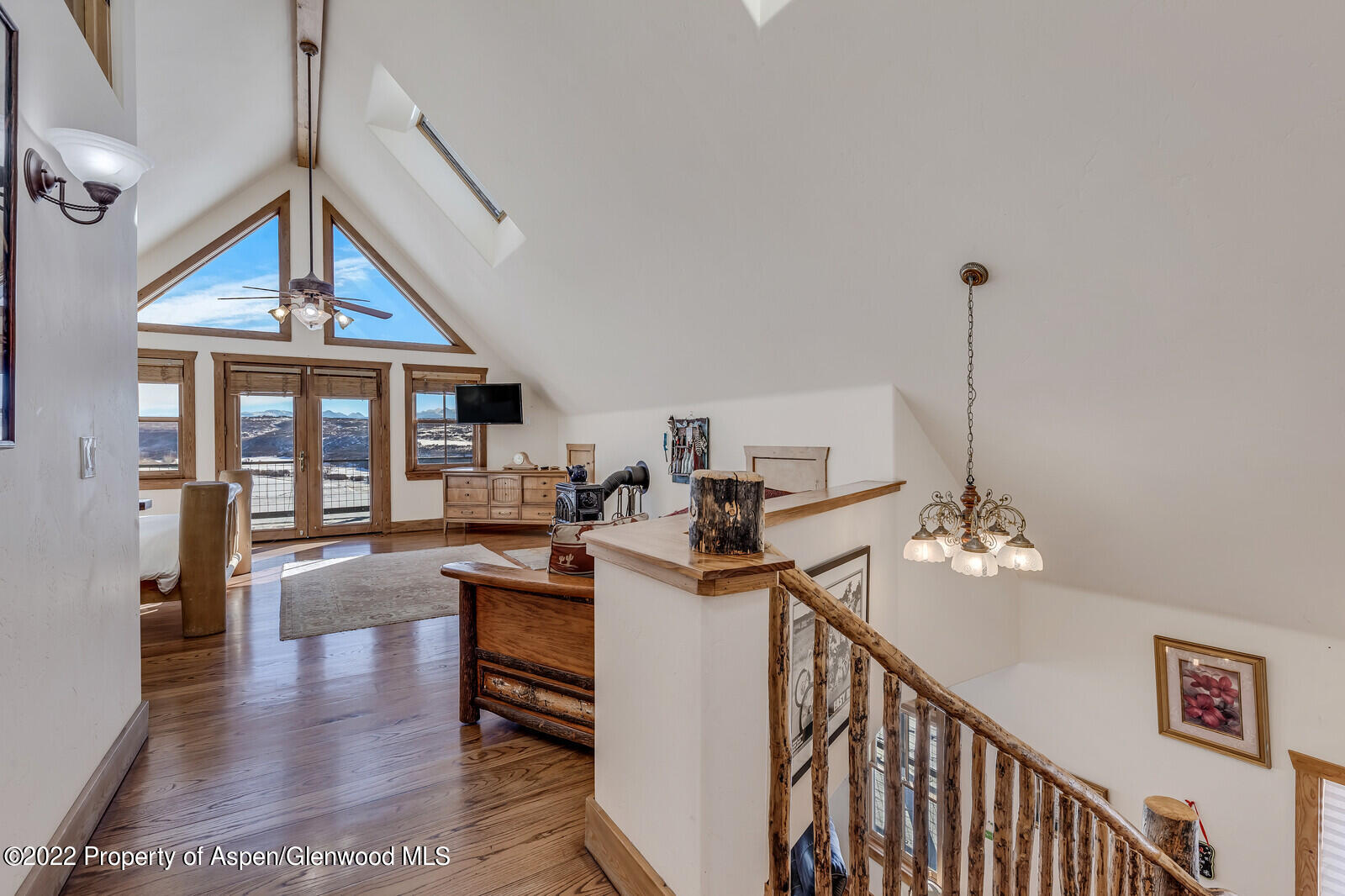 251 Ten Peaks Mesa Road