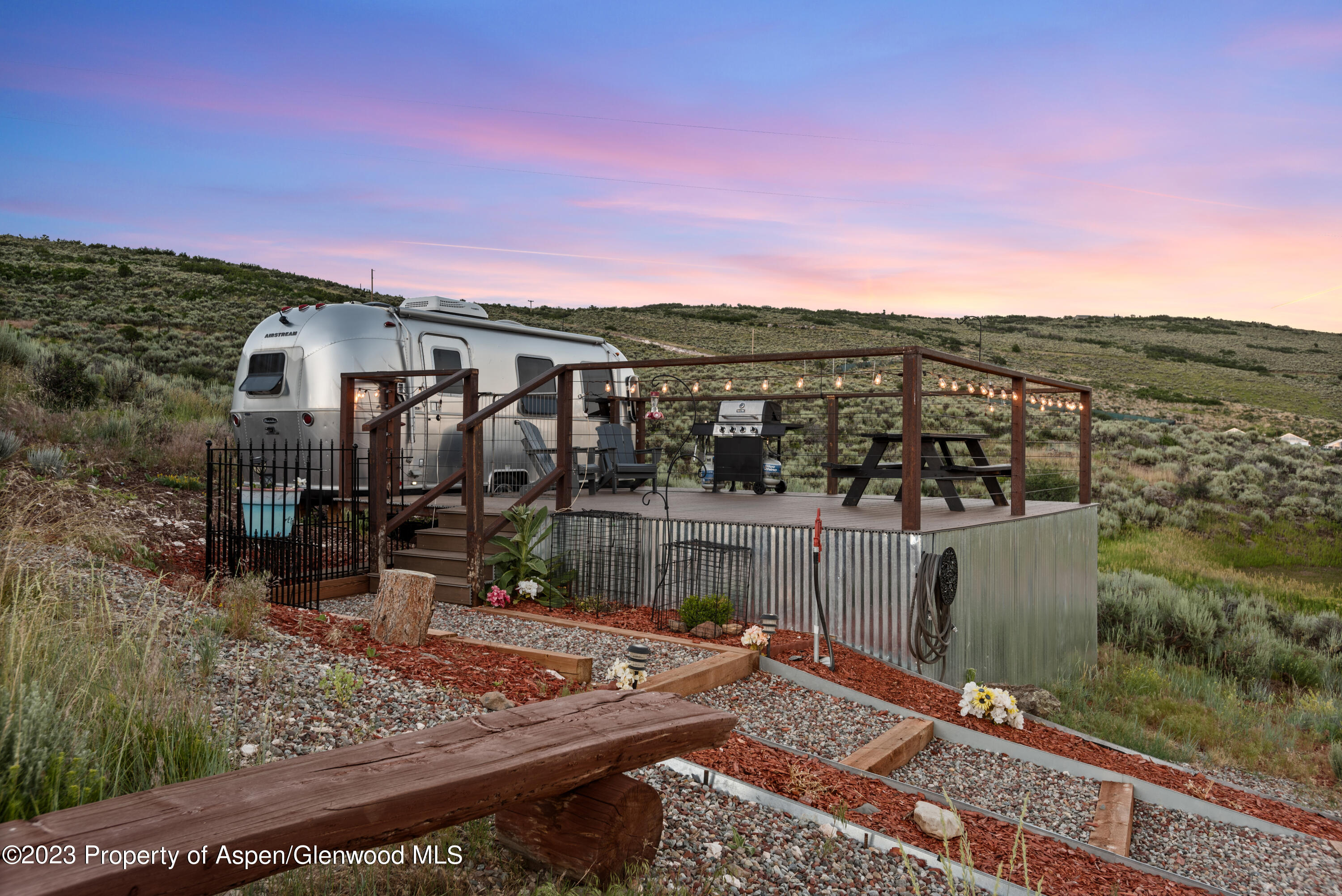 251 Ten Peaks Mesa Road