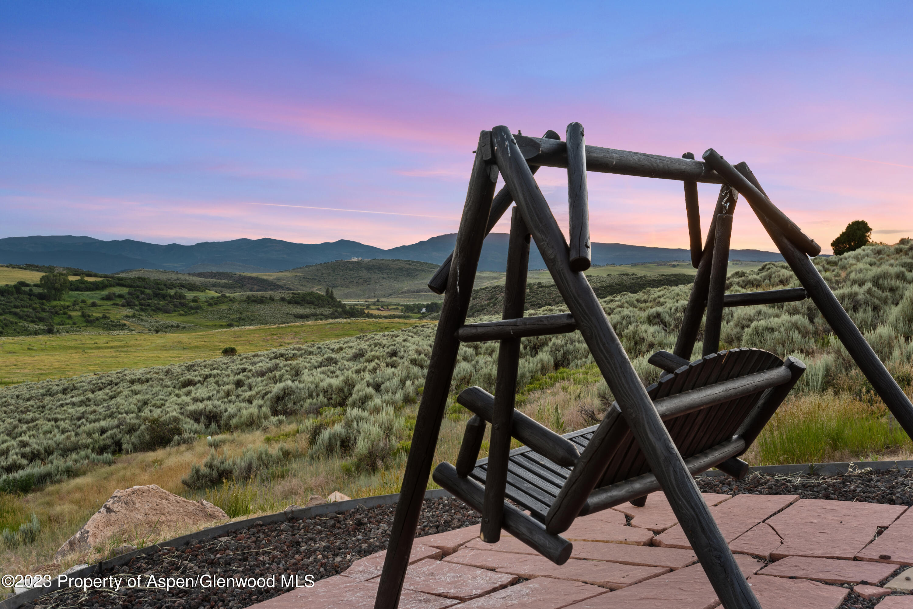 251 Ten Peaks Mesa Road