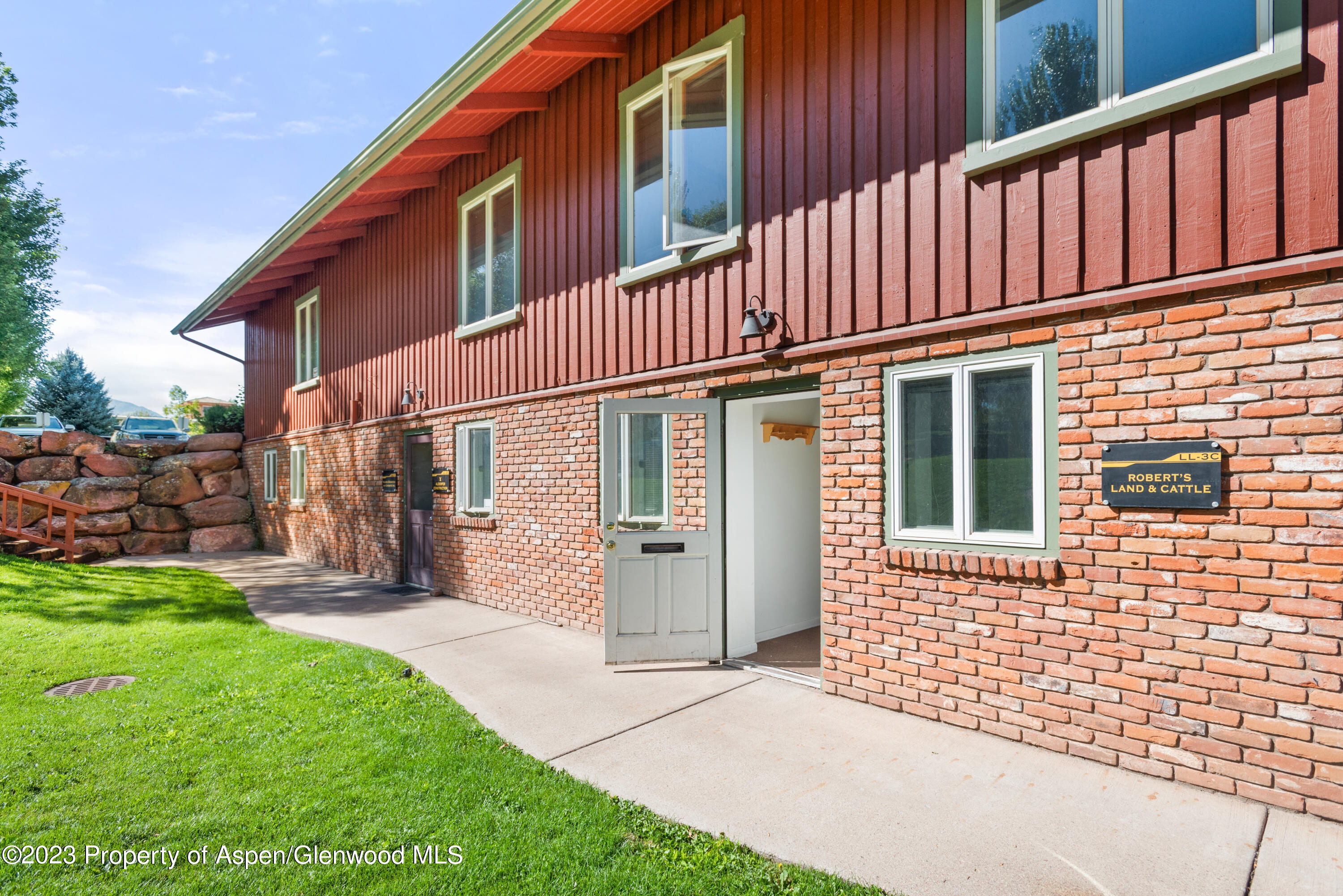 1101 Village Road Unit: Unit LL3C