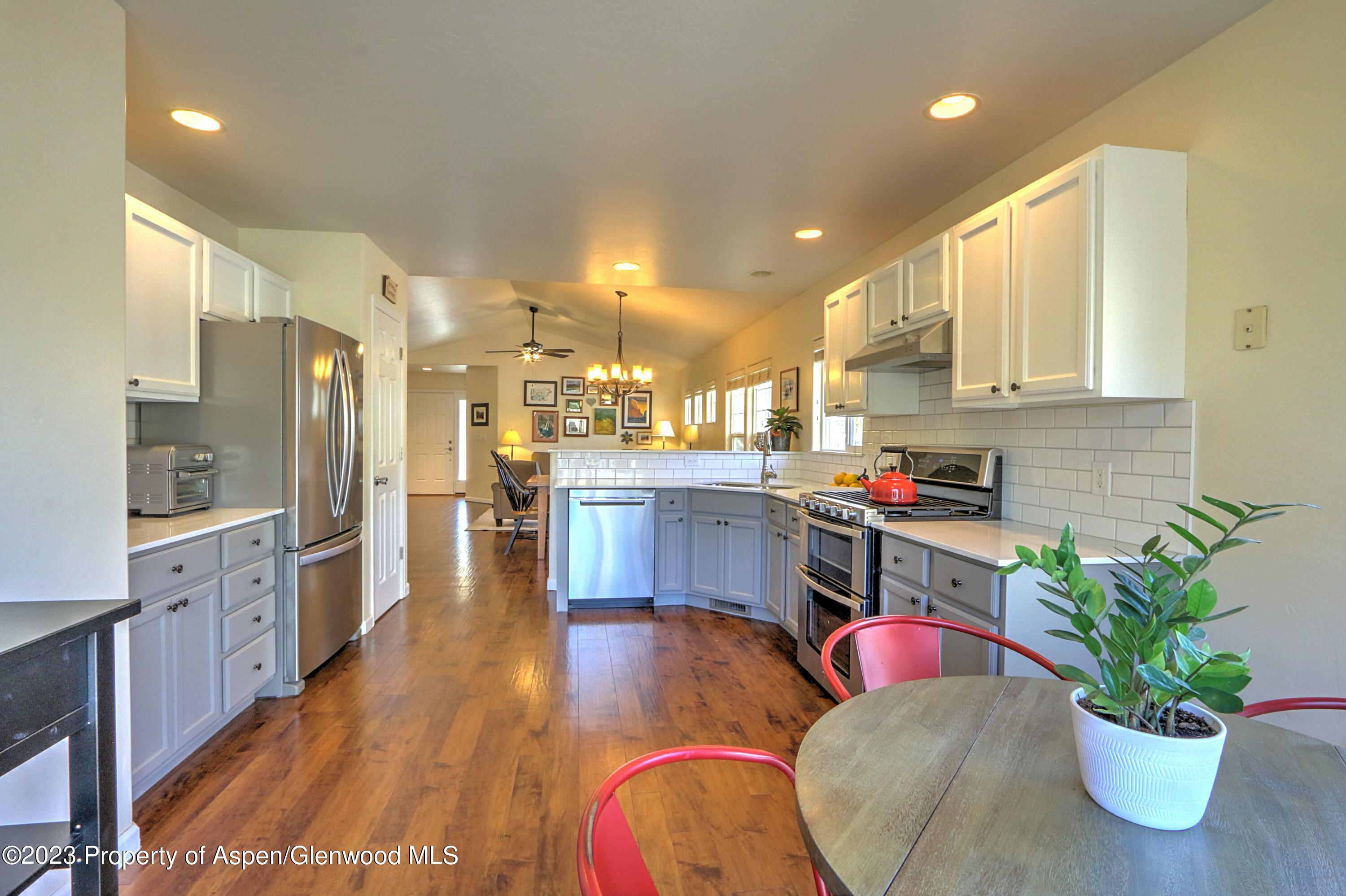 638 S Wildhorse Drive