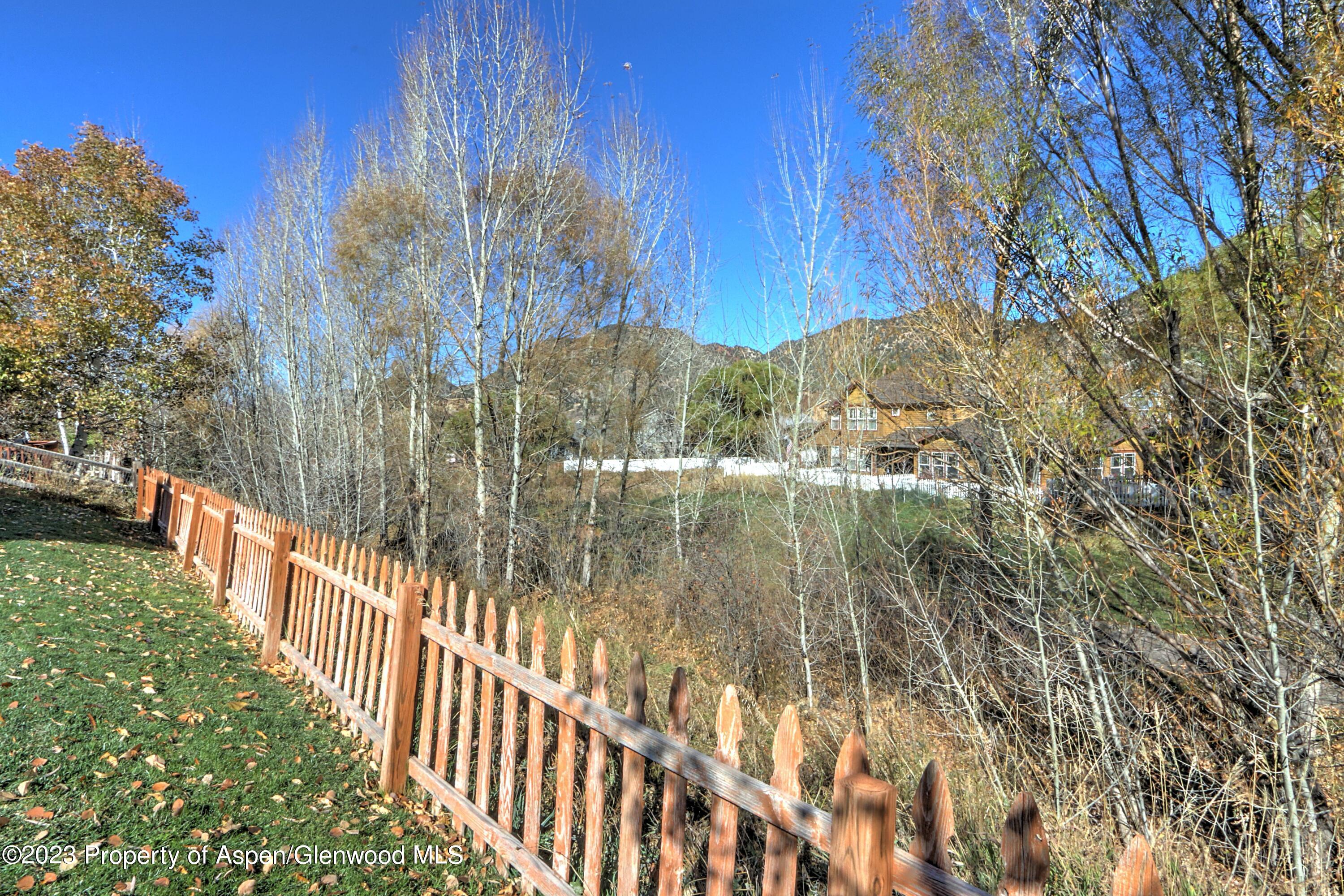 638 S Wildhorse Drive