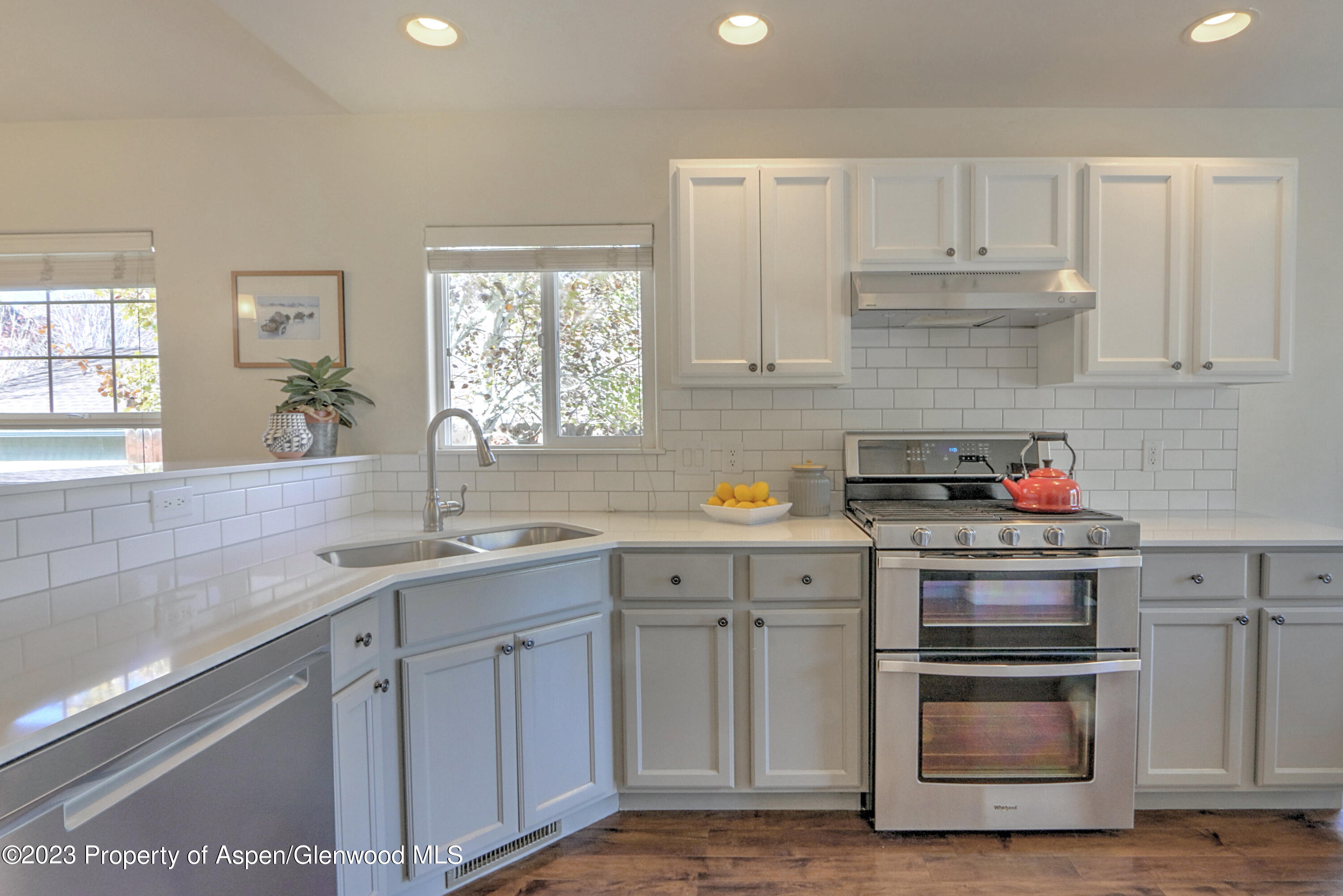 638 S Wildhorse Drive