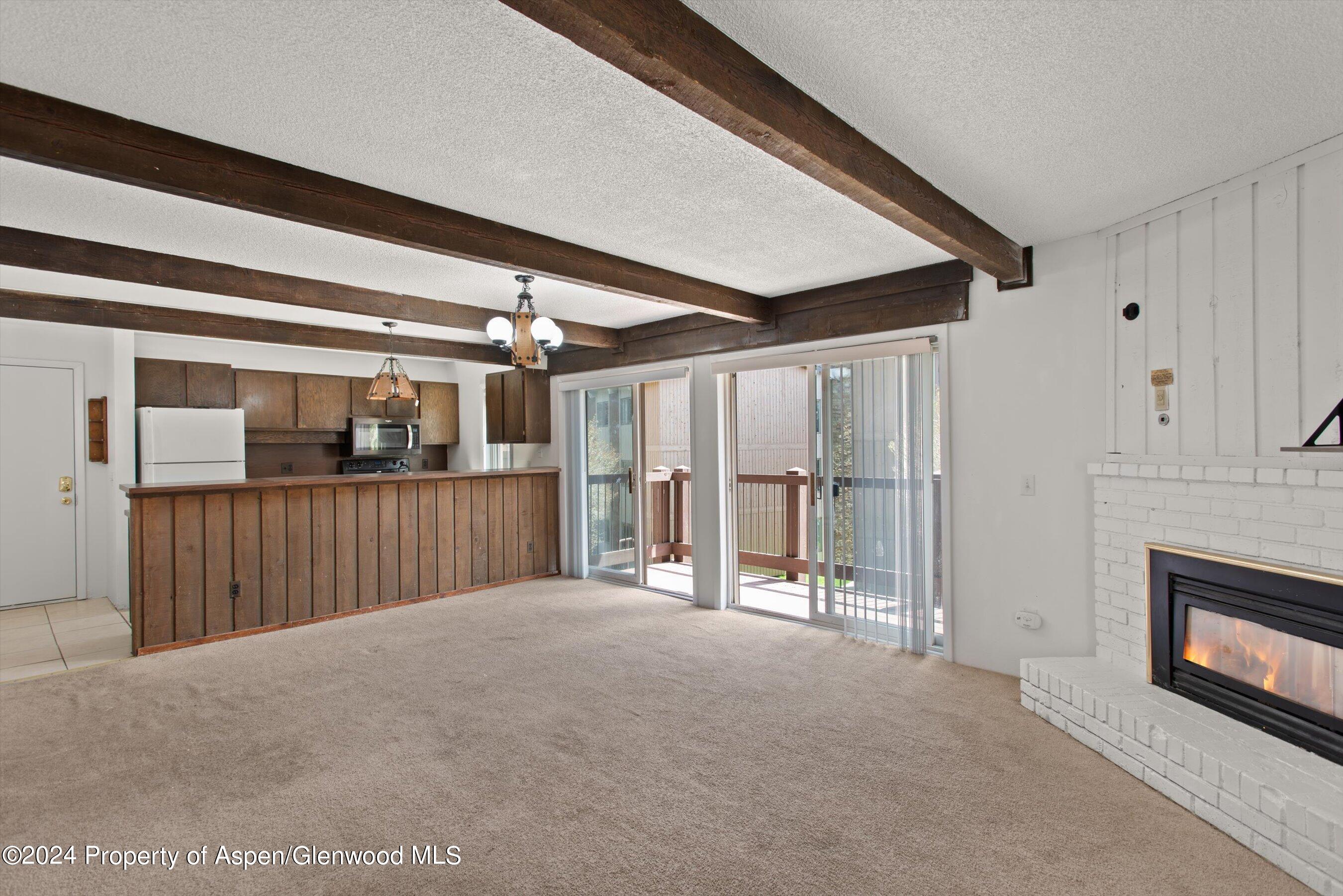 35 Upper Woodbridge Road, 33-AB