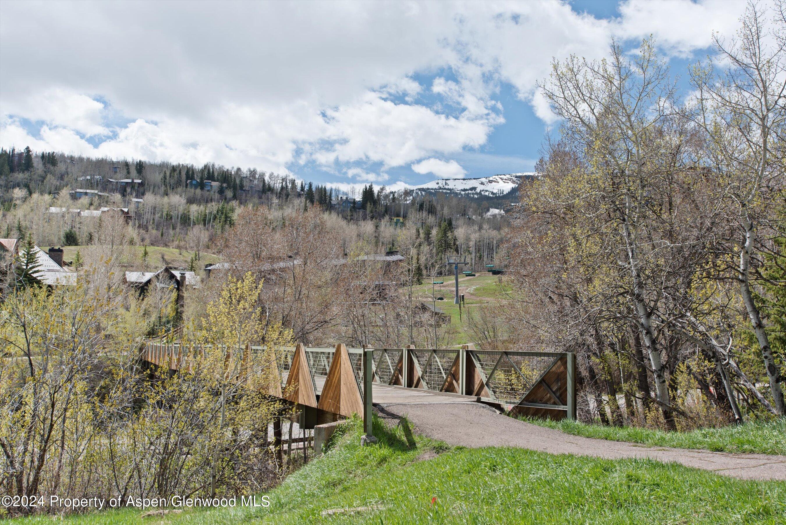 35 Upper Woodbridge Road, 33-AB