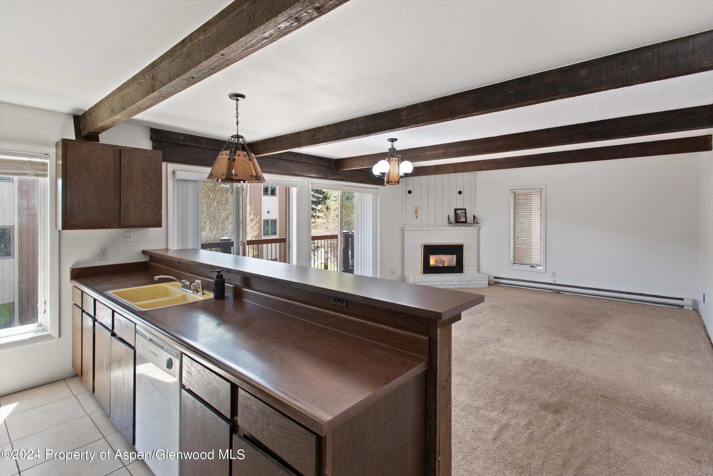 35 Upper Woodbridge Road, 33-AB