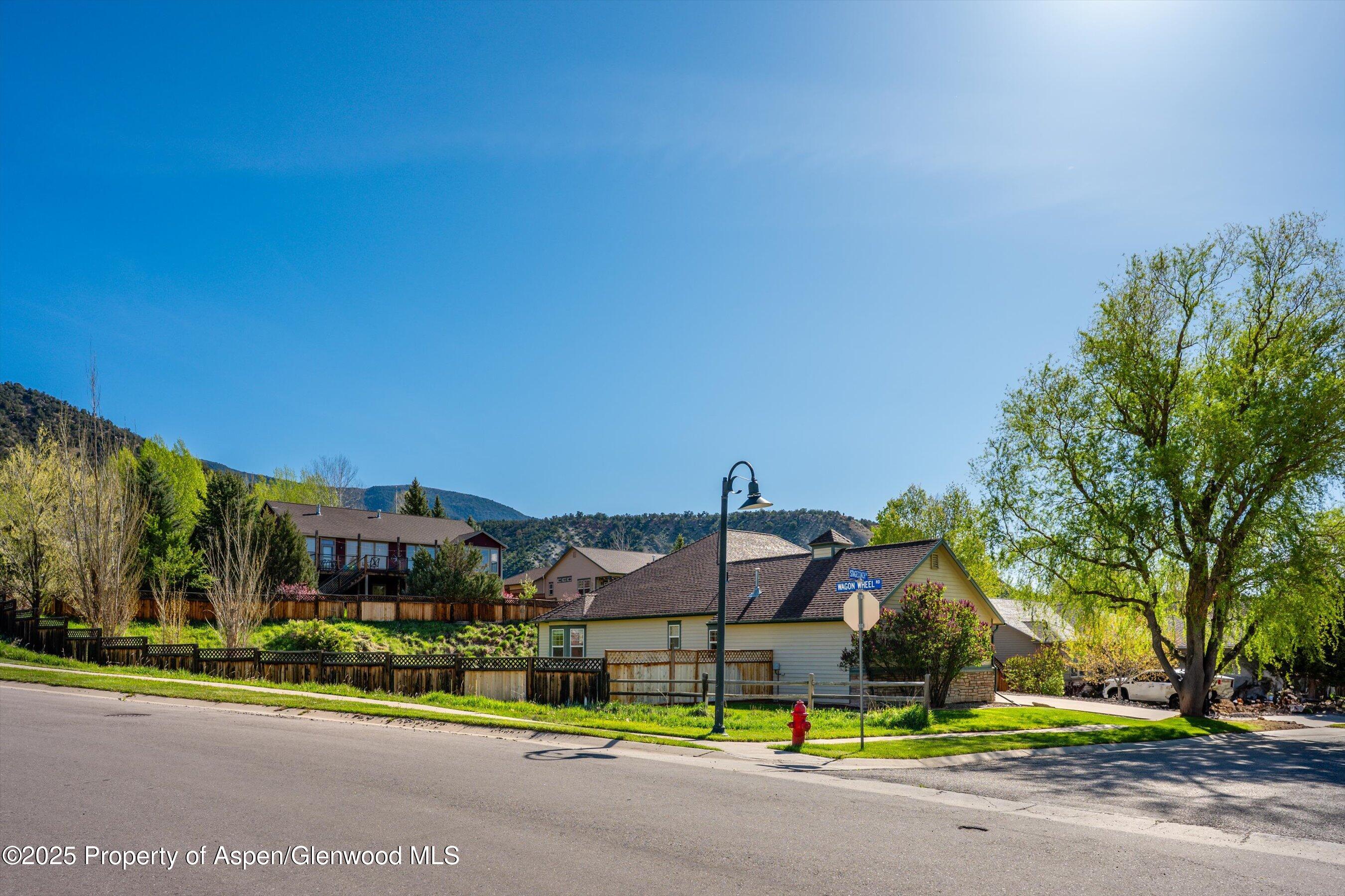 440 STAGE COACH Lane