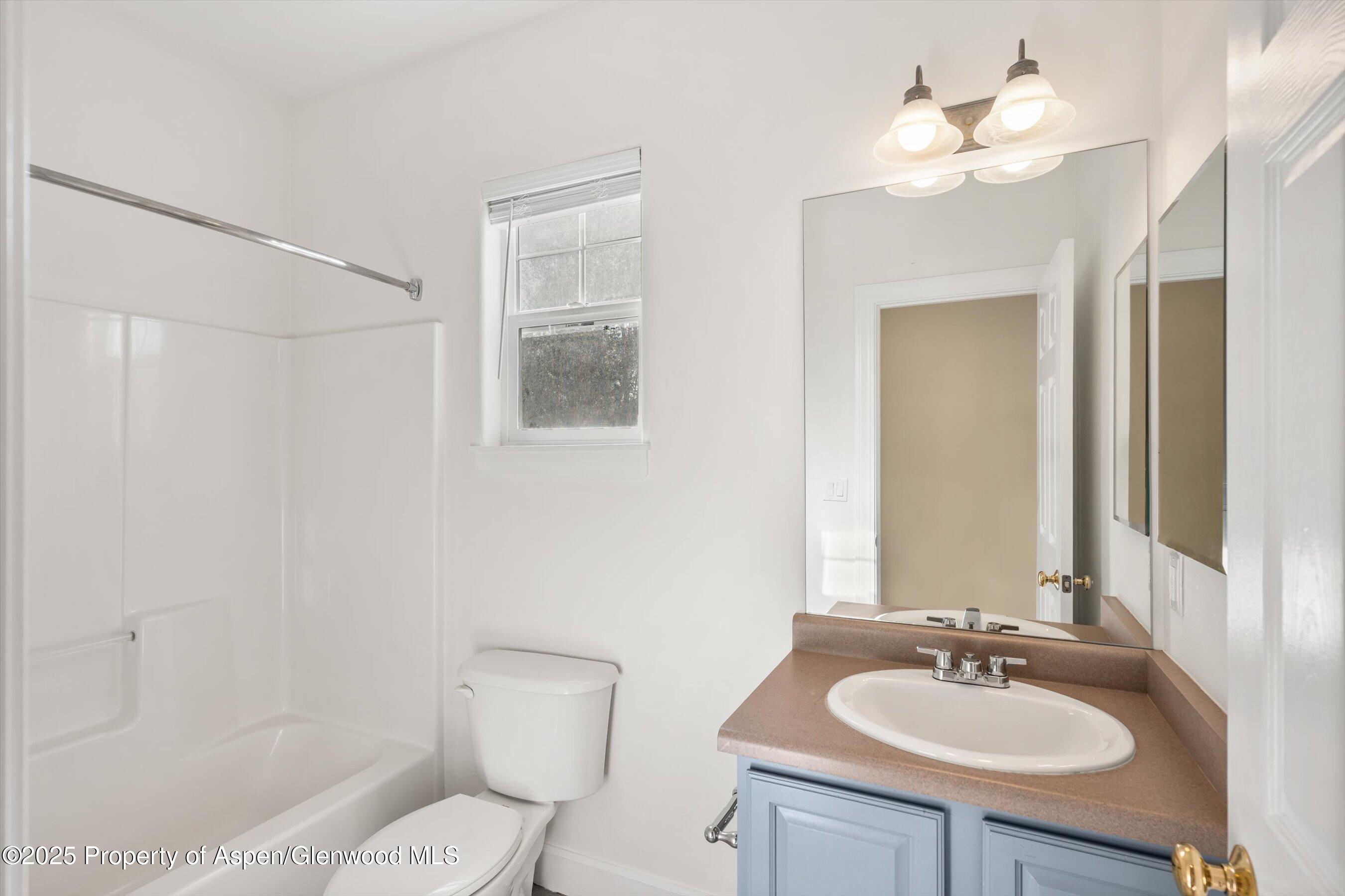 440 STAGE COACH Lane