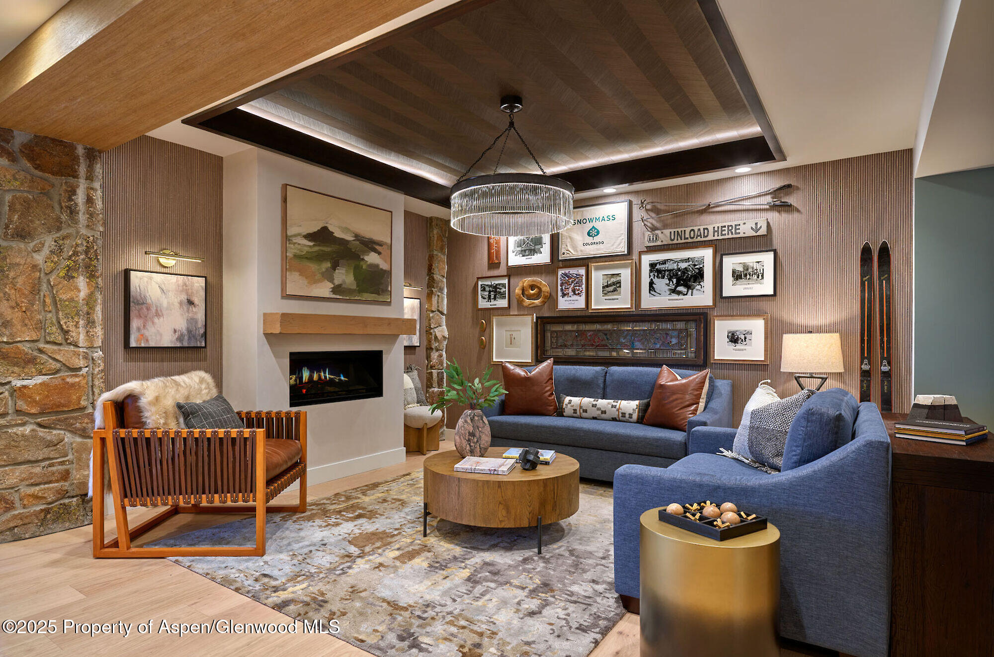 300 Carriage Way, 603