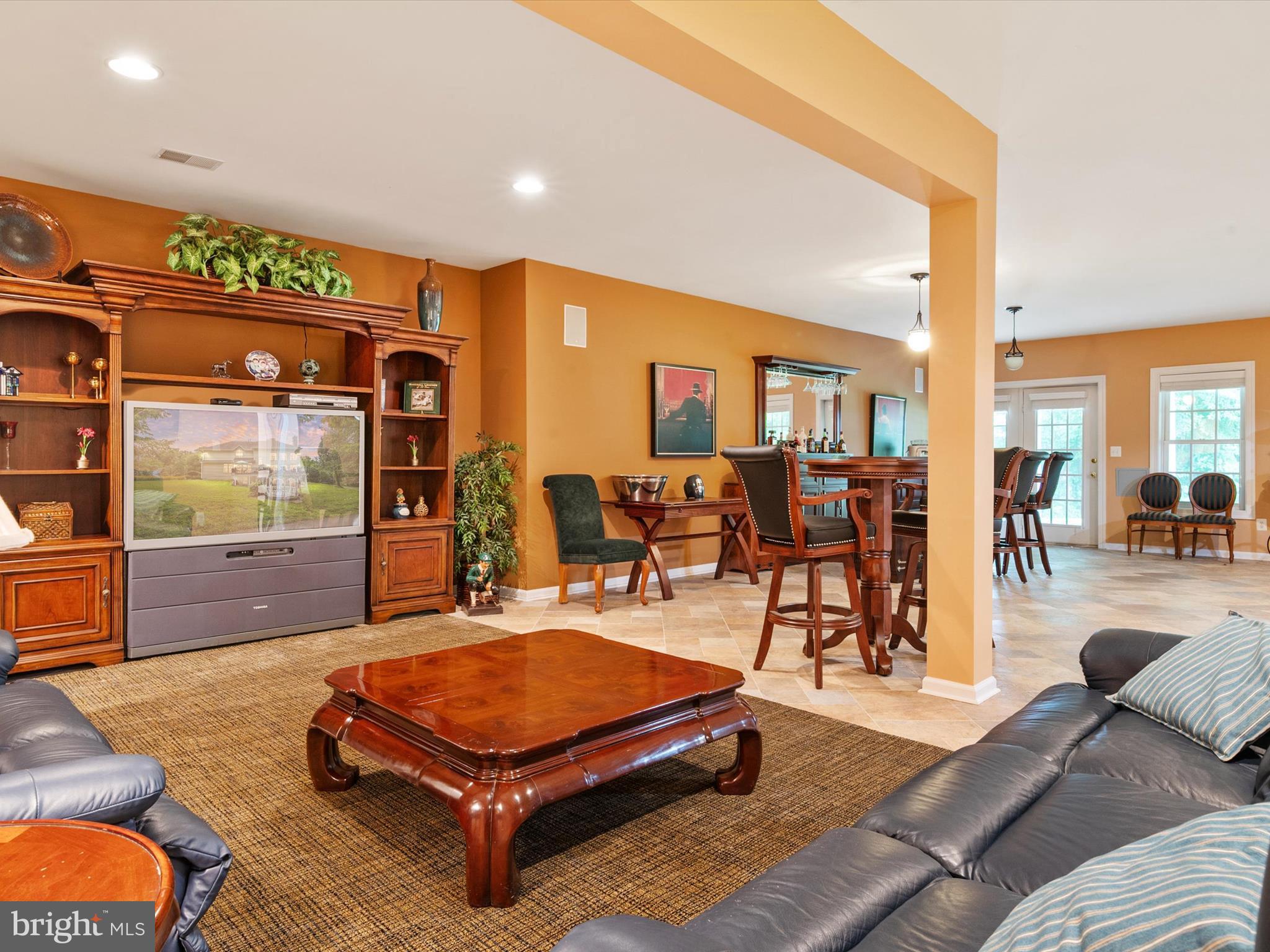 90 COLONY CROSSING