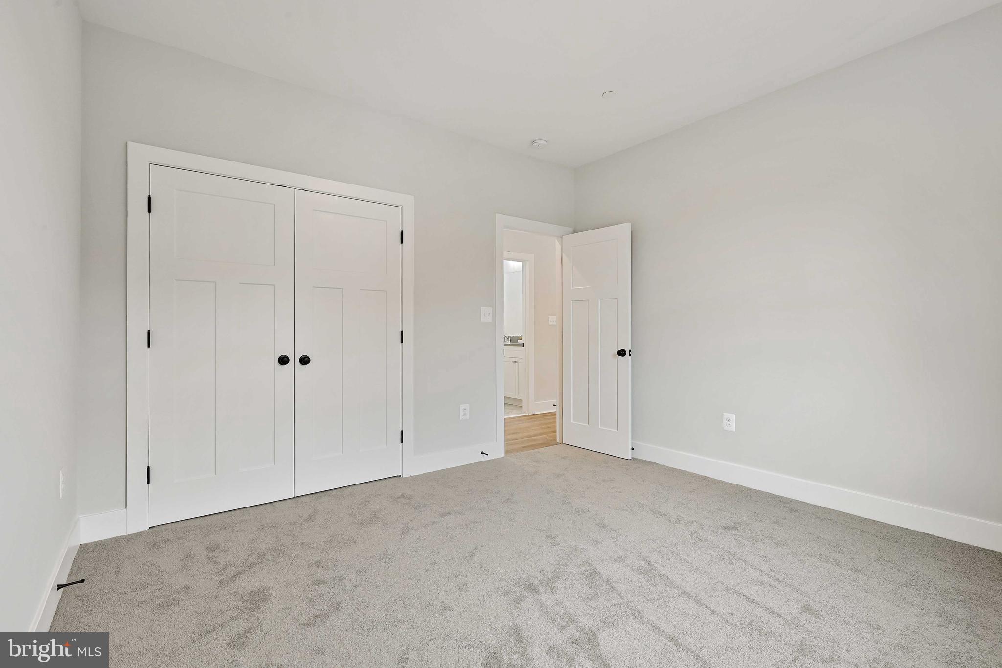 1303 DARK HORSE COURT