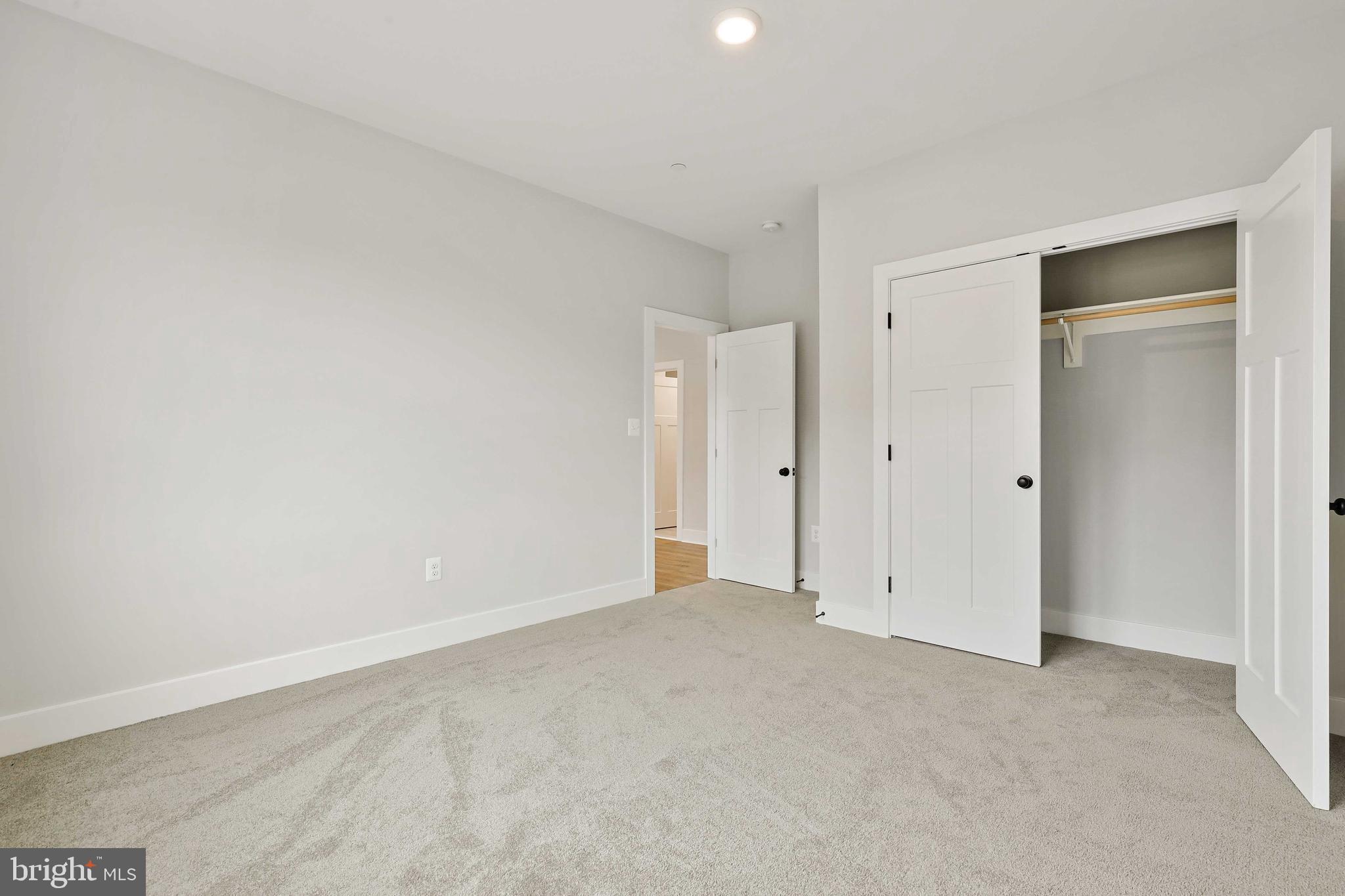 1303 DARK HORSE COURT