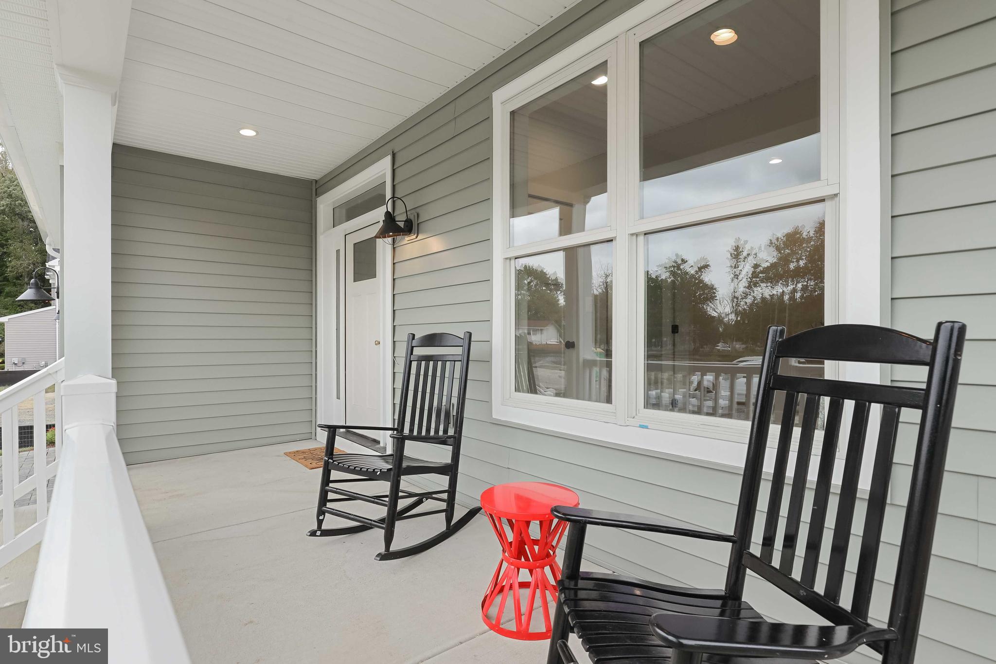 1303 DARK HORSE COURT