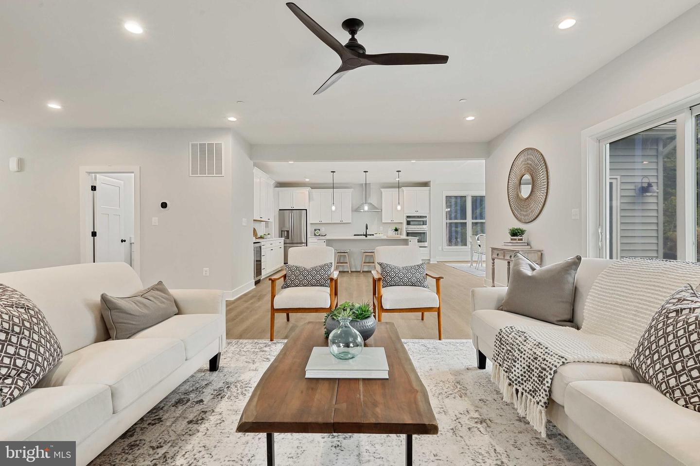 1303 DARK HORSE COURT
