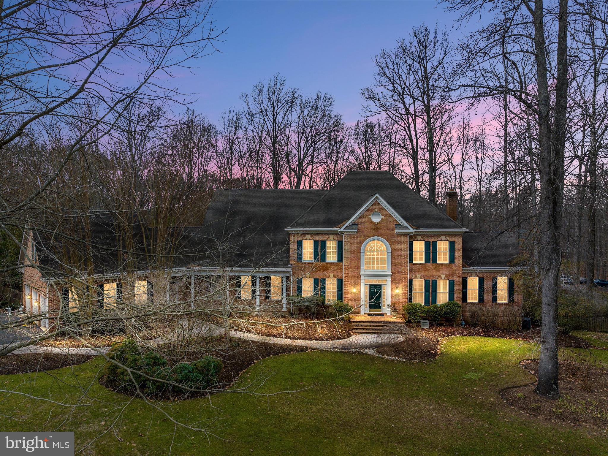 3528 Old Trail ROAD