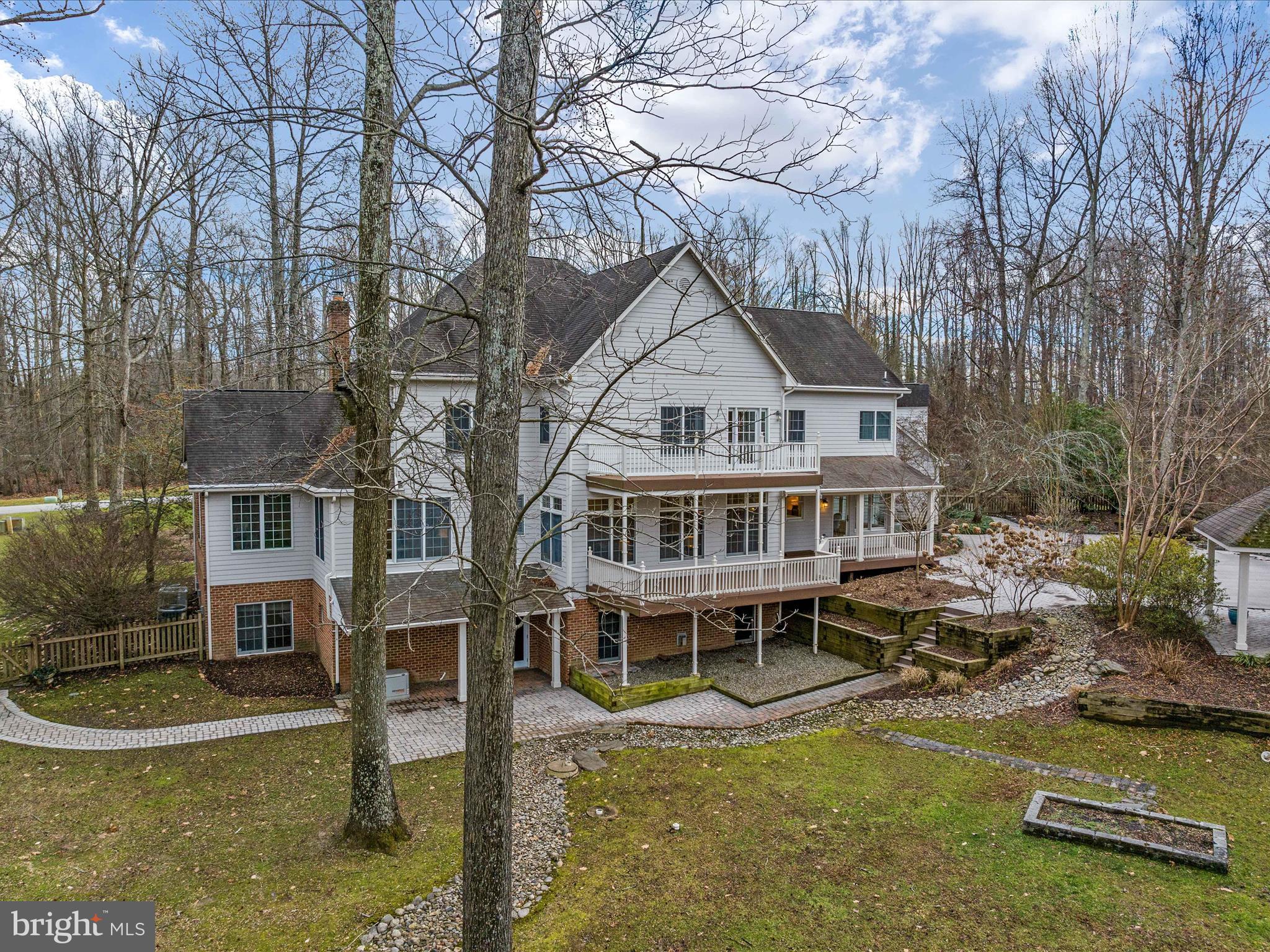 3528 Old Trail ROAD