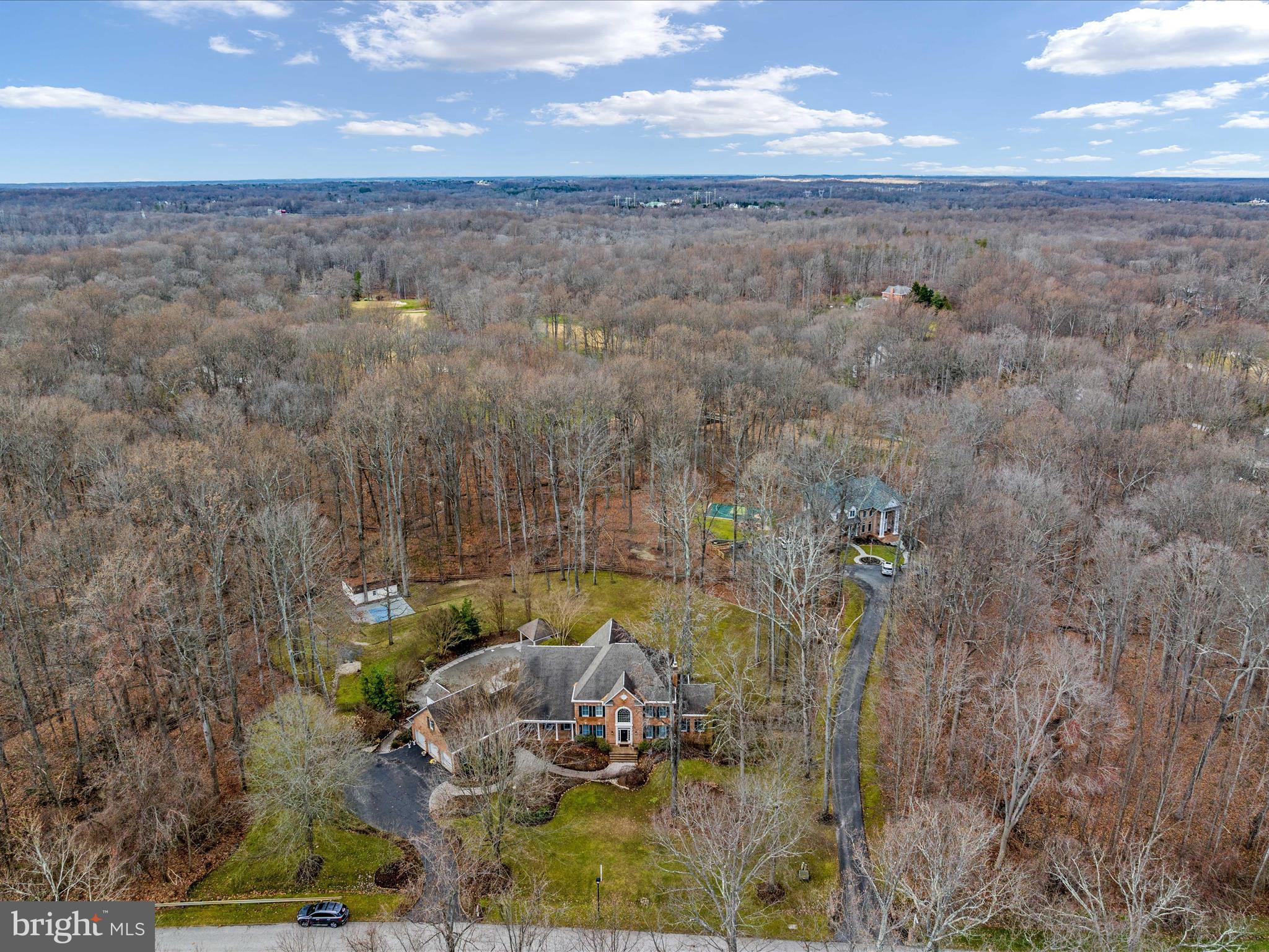 3528 Old Trail ROAD