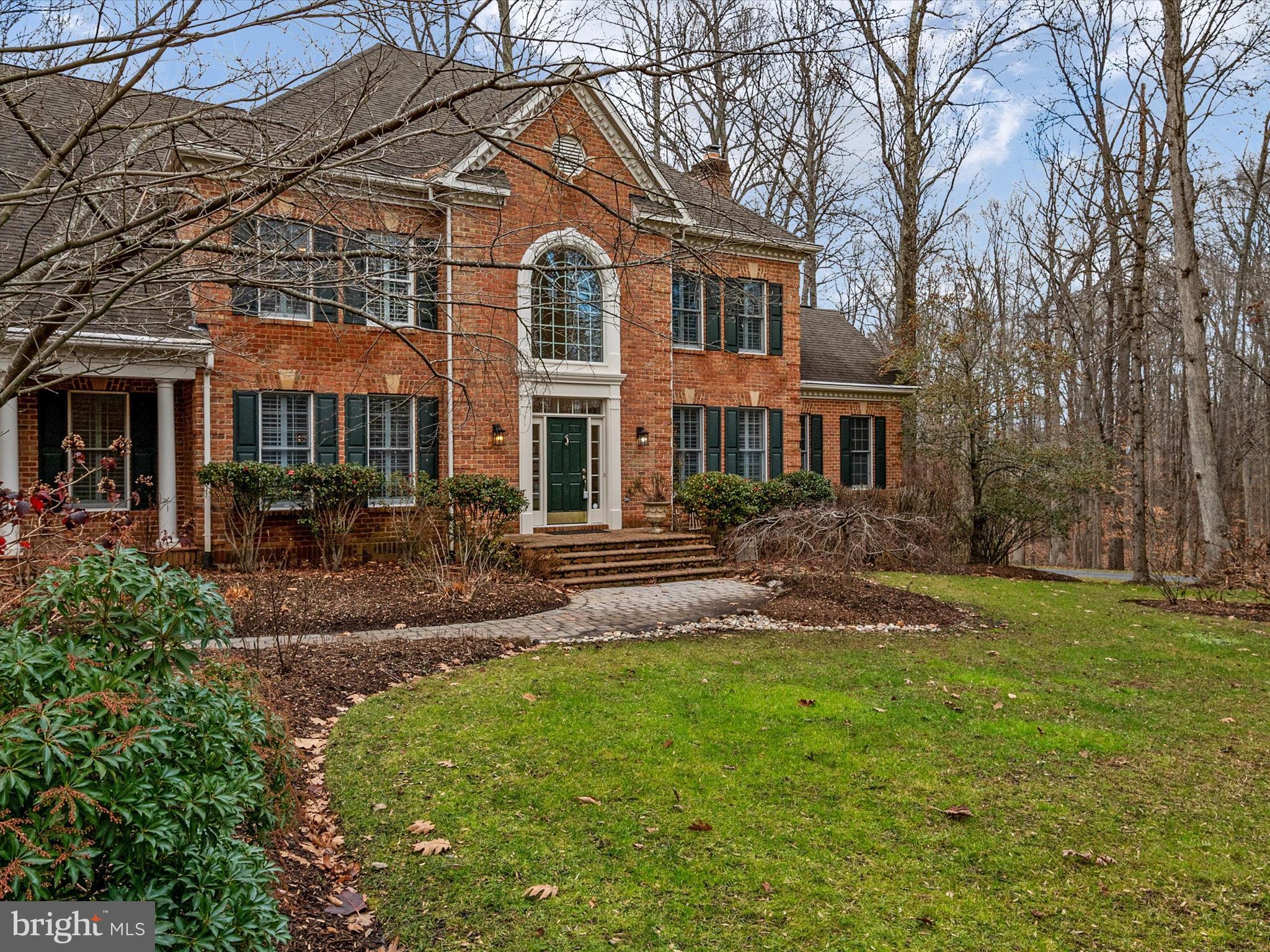 3528 Old Trail ROAD