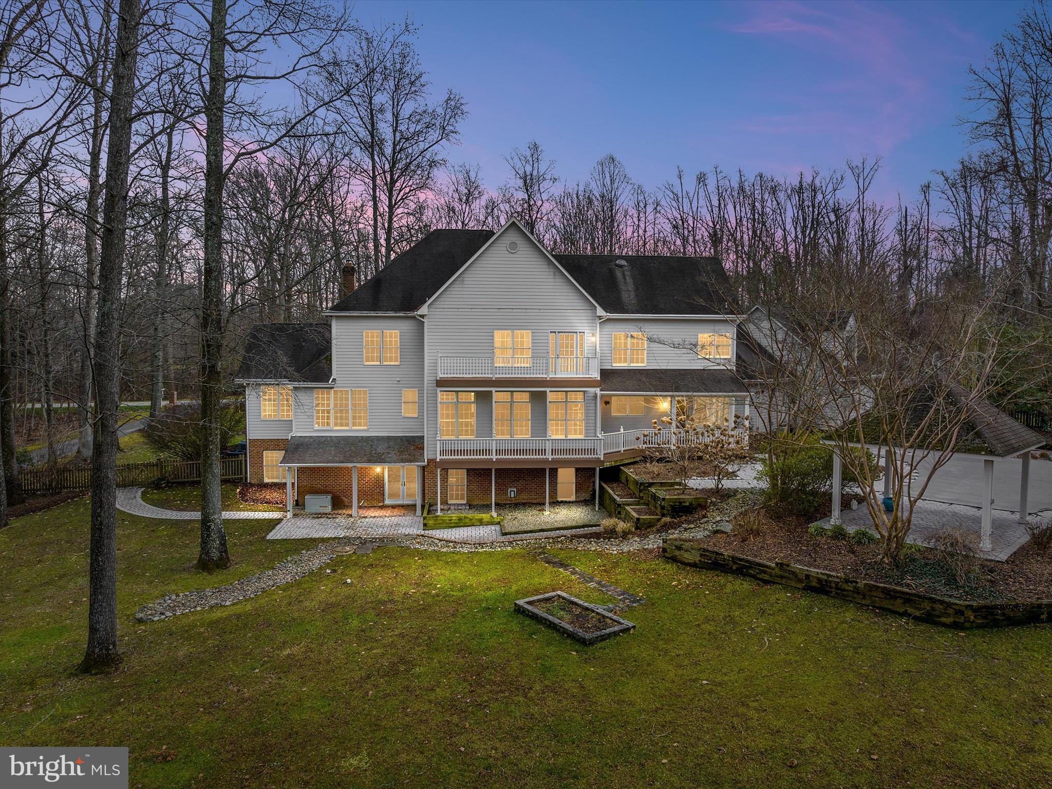 3528 Old Trail ROAD