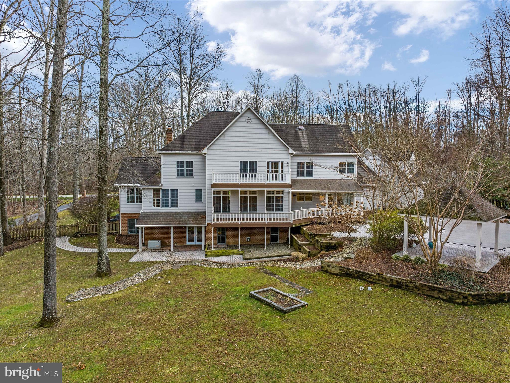 3528 Old Trail ROAD