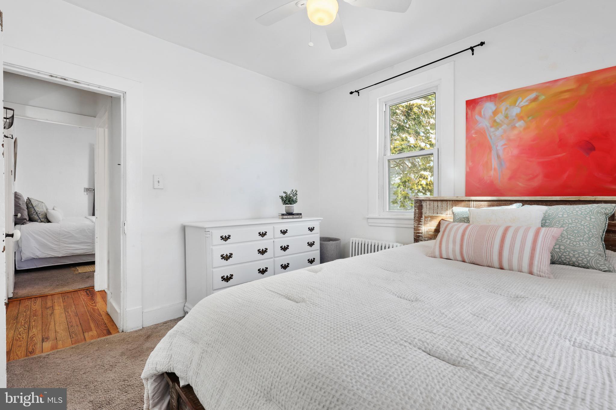 10 Locust Ave