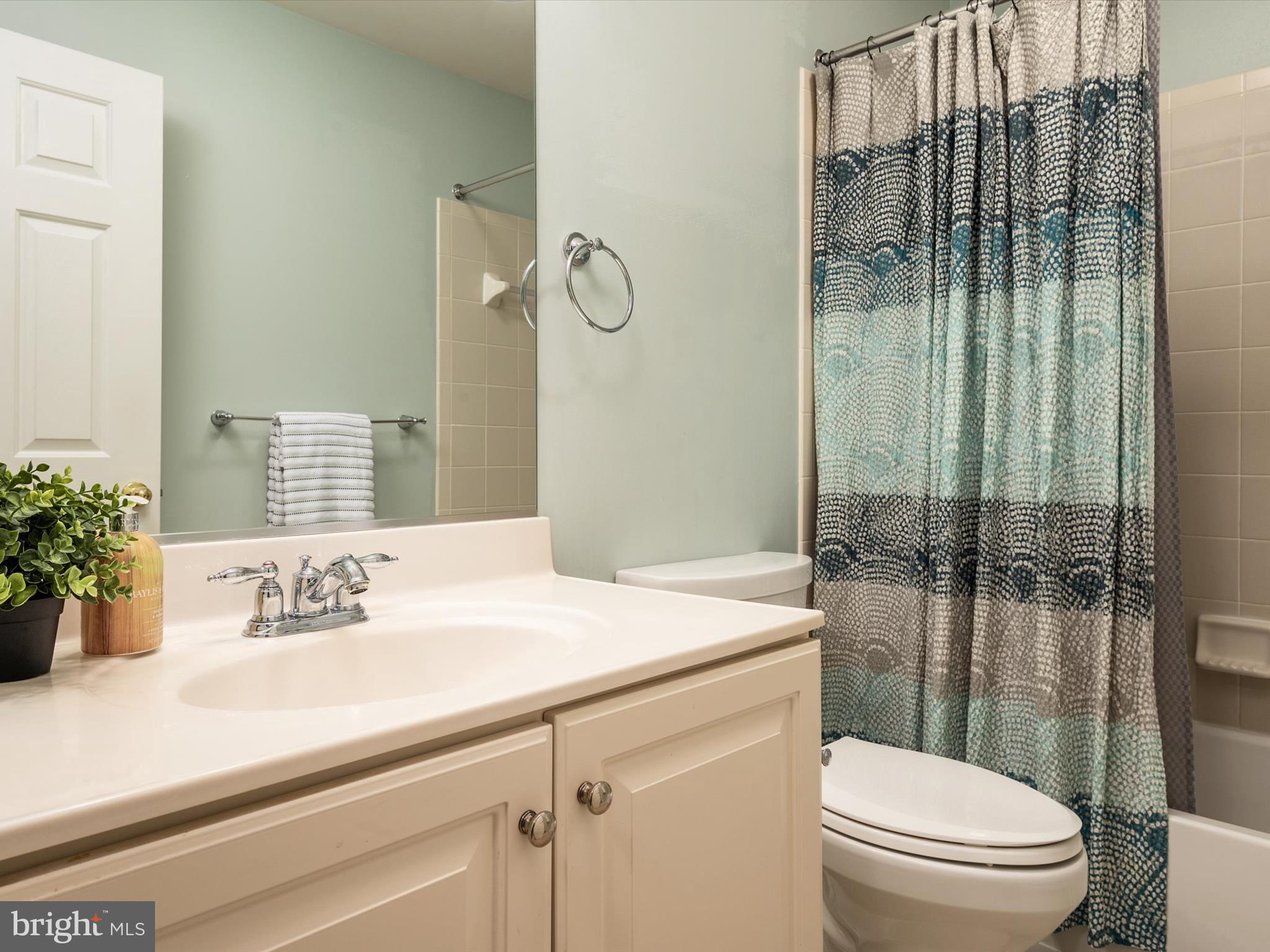 2159 Hideaway Ct
