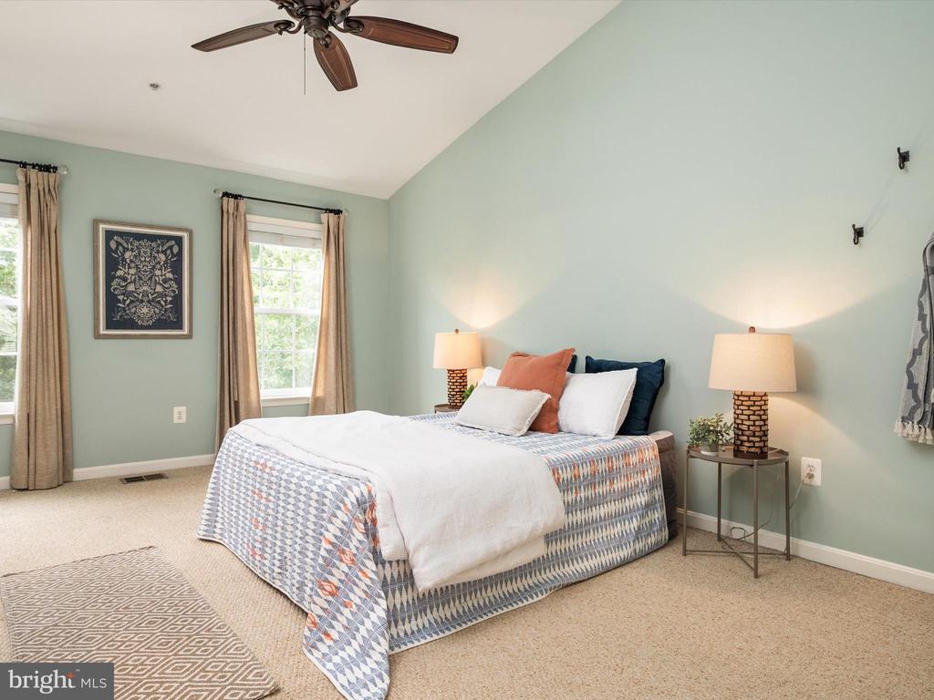 2159 Hideaway Ct