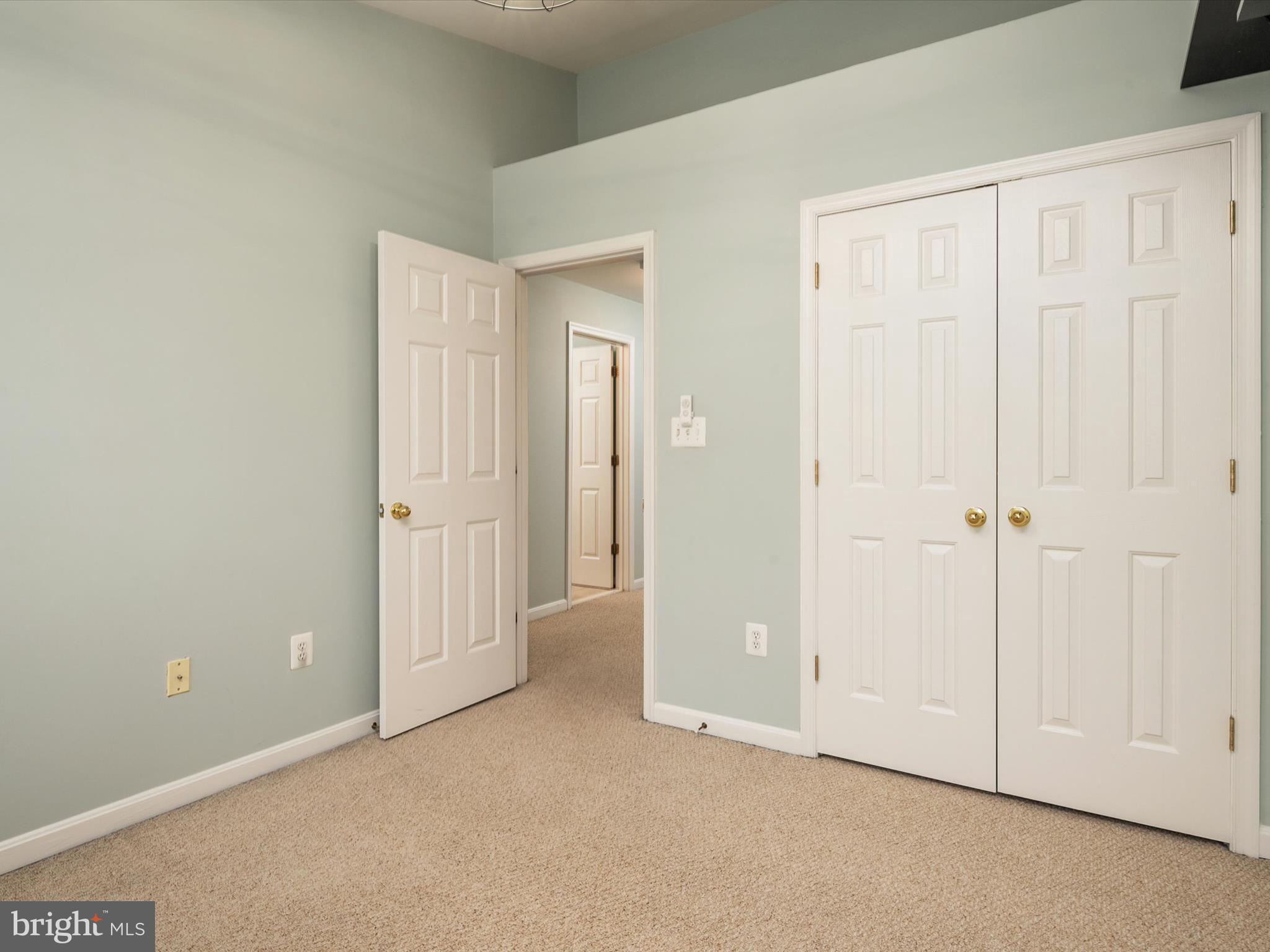 2159 Hideaway Ct