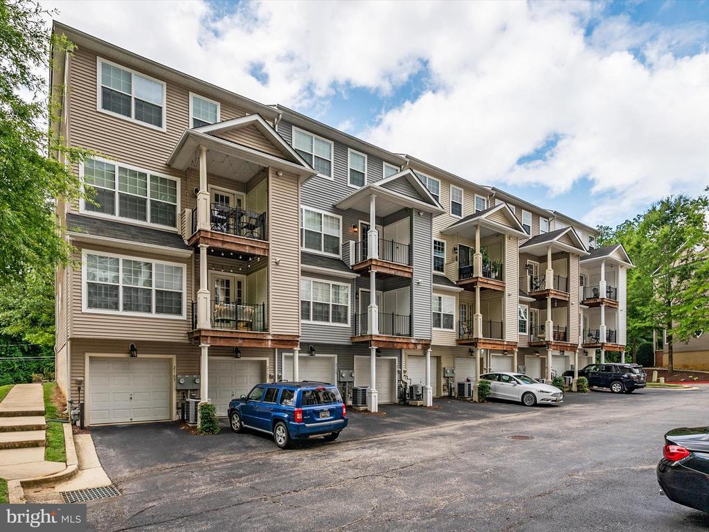 2159 Hideaway Ct