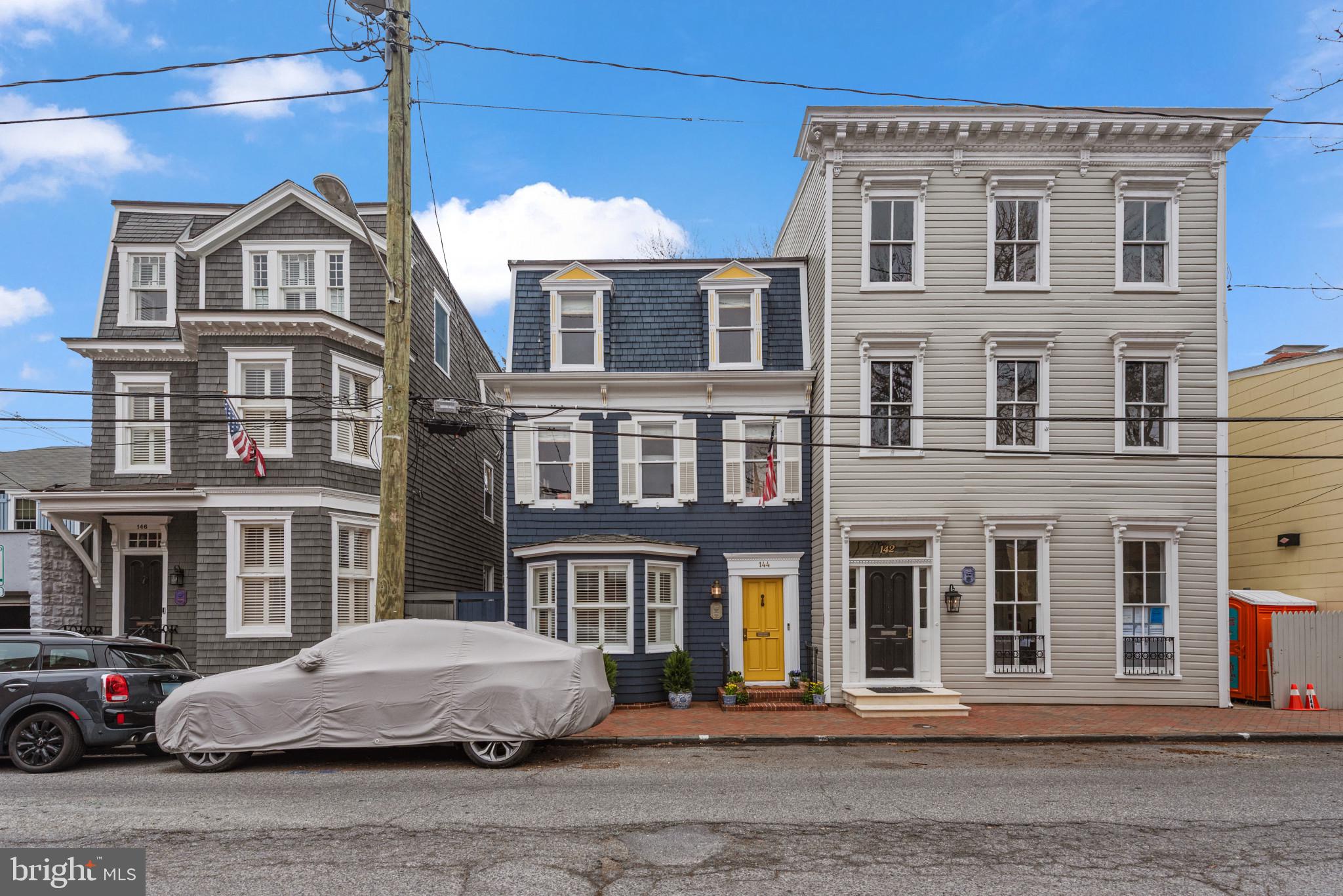 144 Charles St