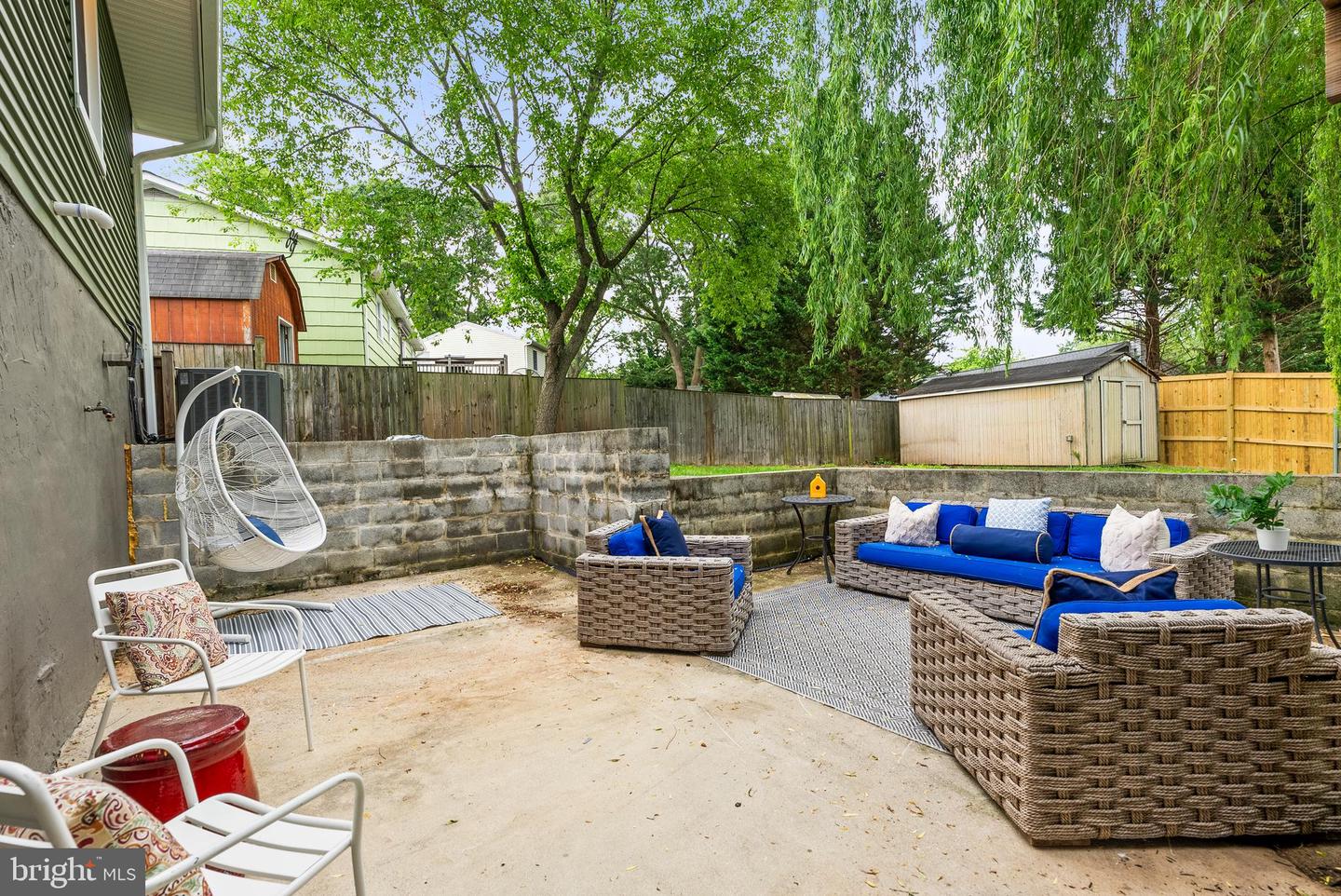 1099 Skyway Dr