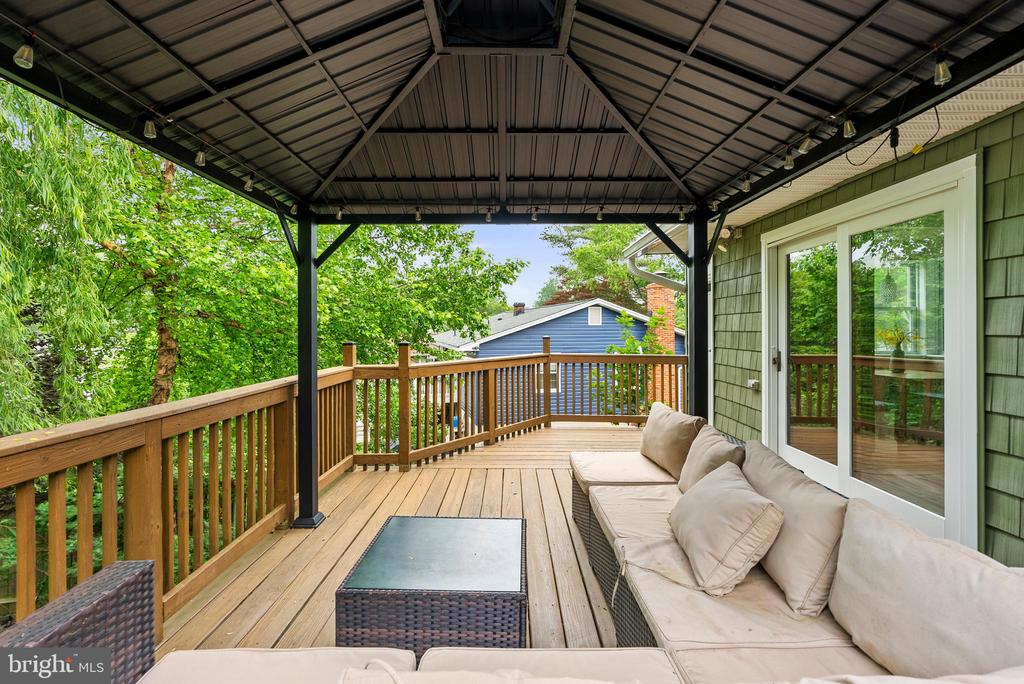 1099 Skyway Dr