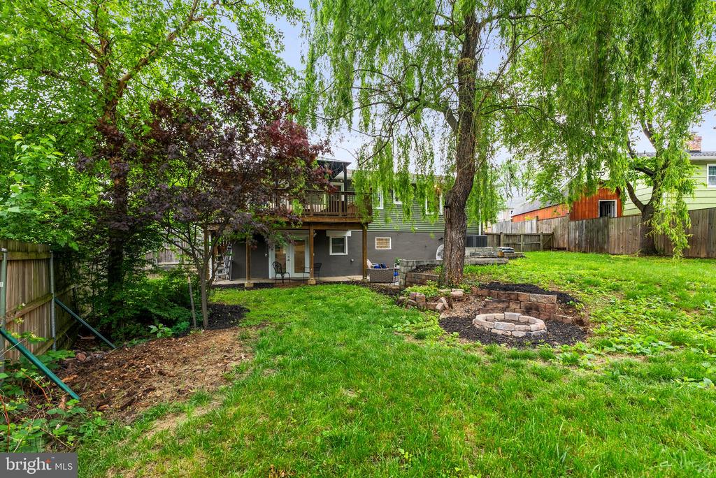 1099 Skyway Dr