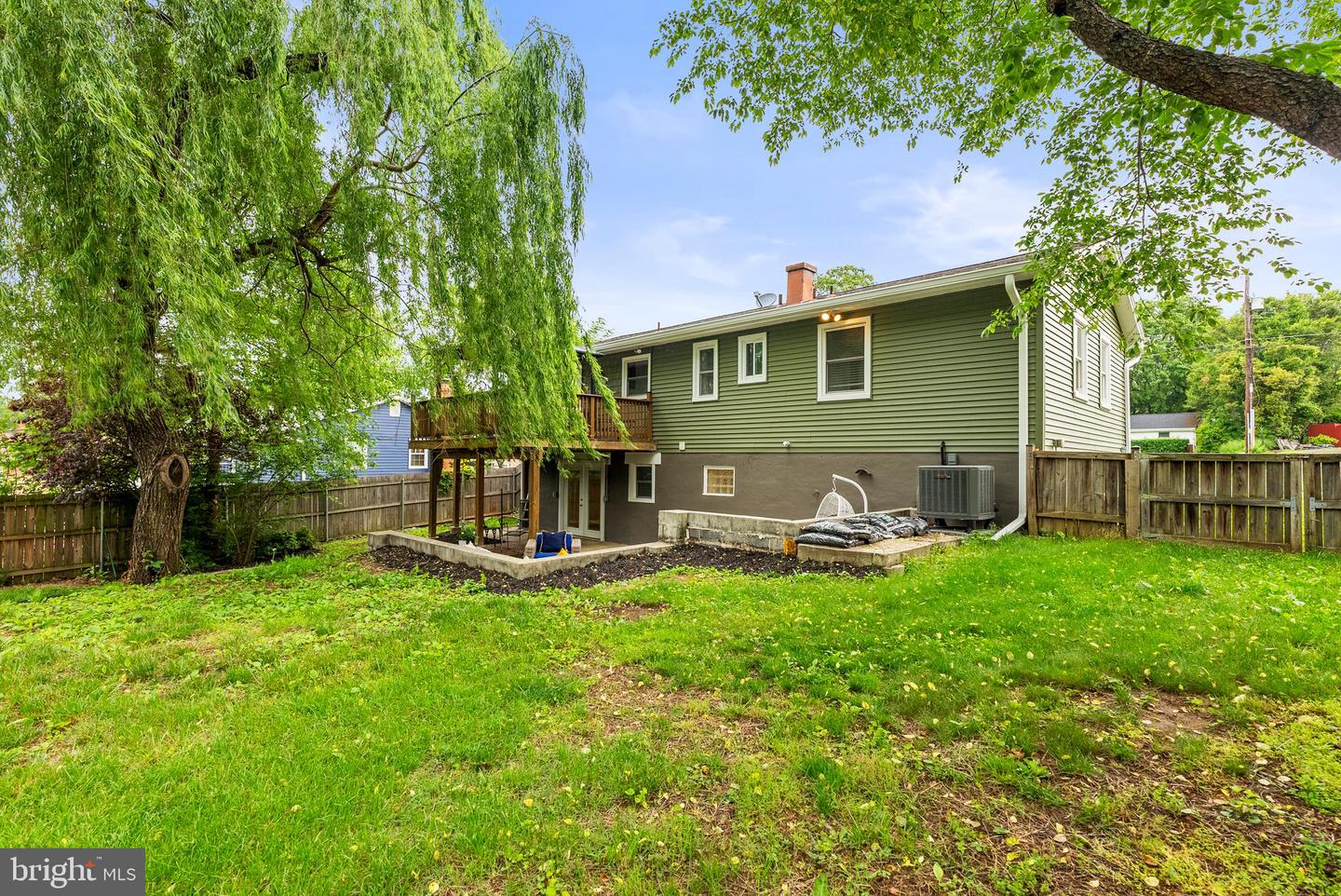 1099 Skyway Dr