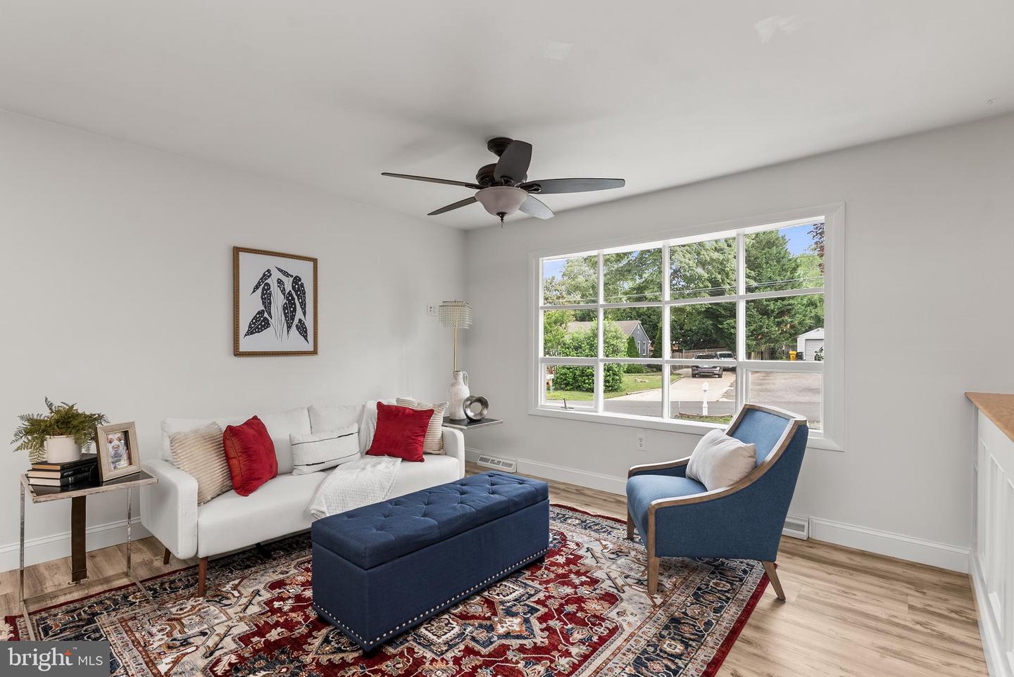 1099 Skyway Dr