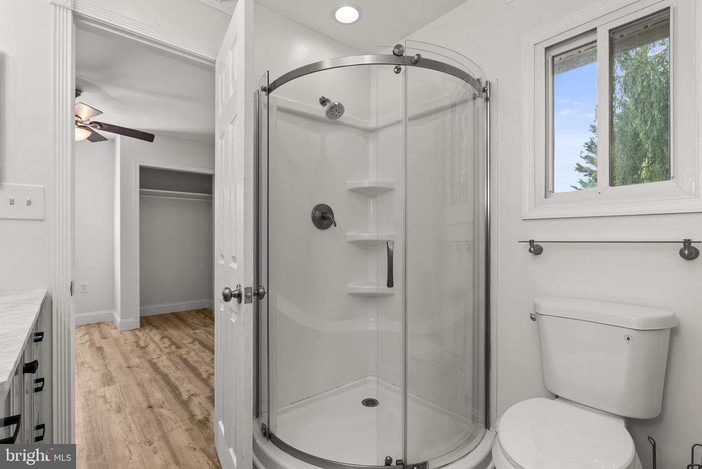 1099 Skyway Dr