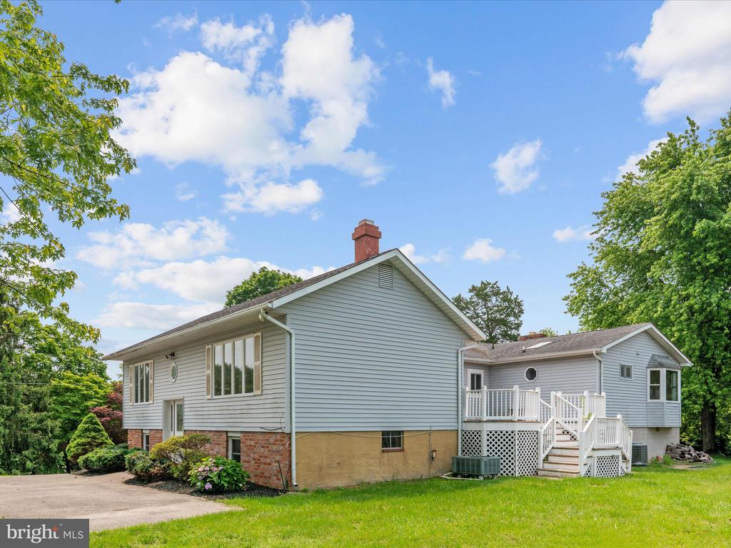 1304 Ashburton Ct