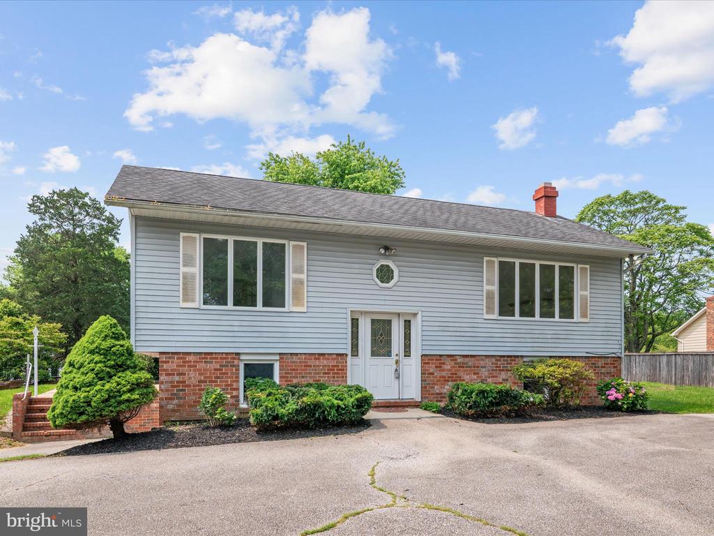 1304 Ashburton Ct