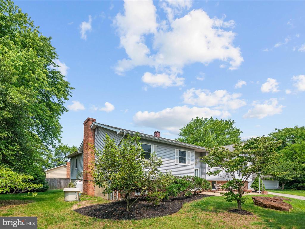 1304 Ashburton Ct