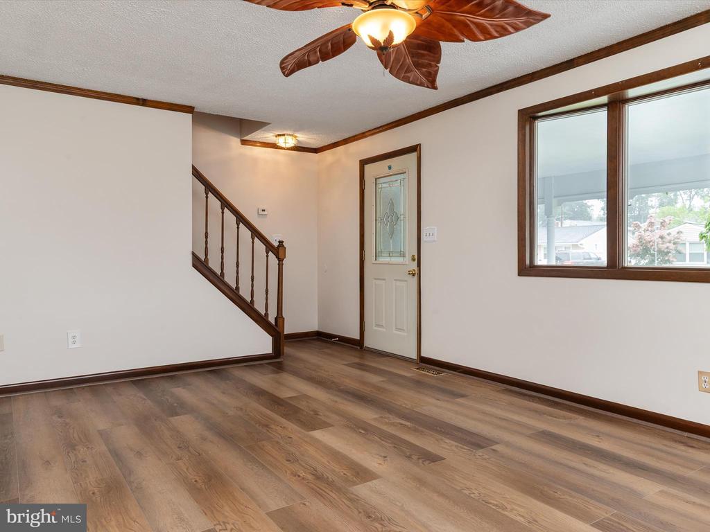 715 Griffith Rd