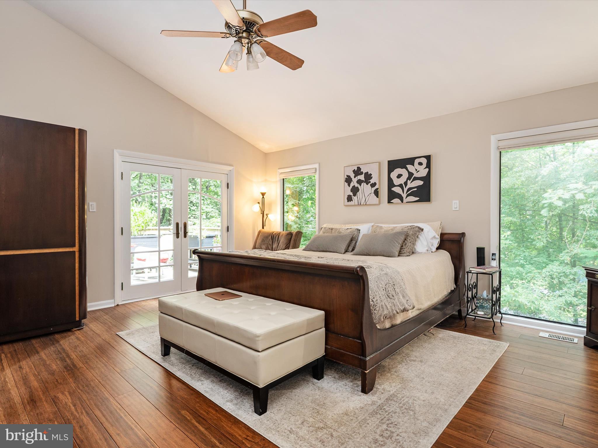 966 Coachway