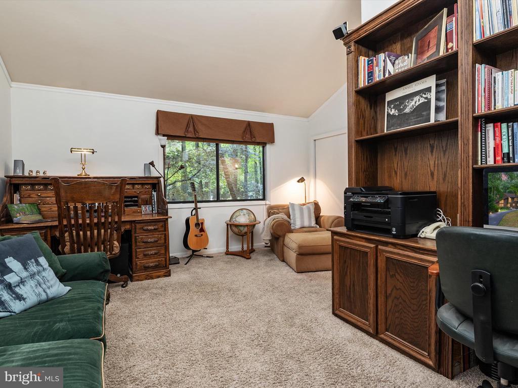 966 Coachway