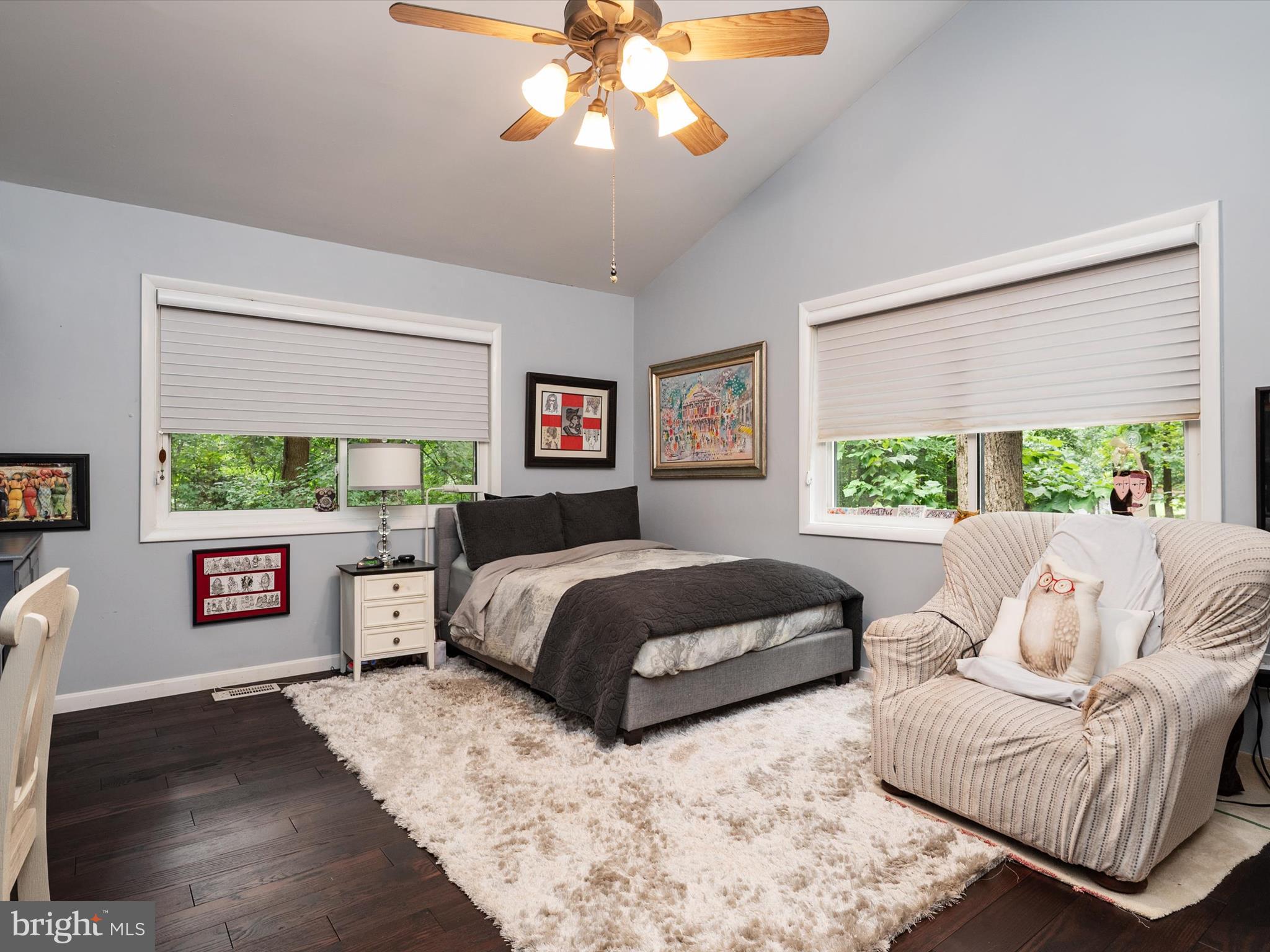 966 Coachway