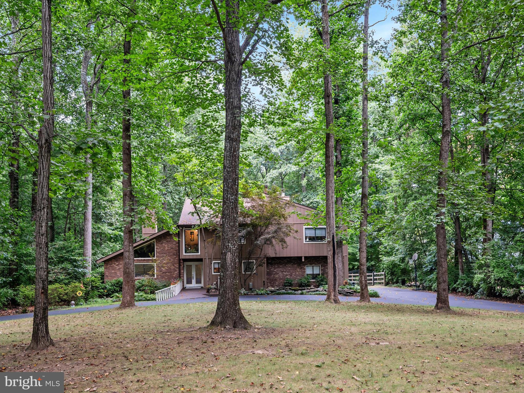 966 Coachway